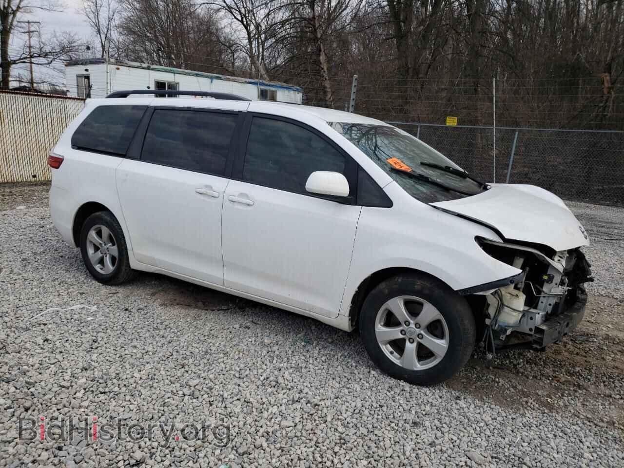 2017 TOYOTA All Models - VIN: 5TDKZ3DC3HS864280 - Фото 4