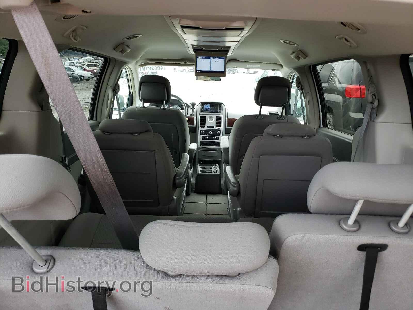 2010 CHRYSLER MINIVAN - VIN: 2A4RR5D14AR357874 - Photo 9