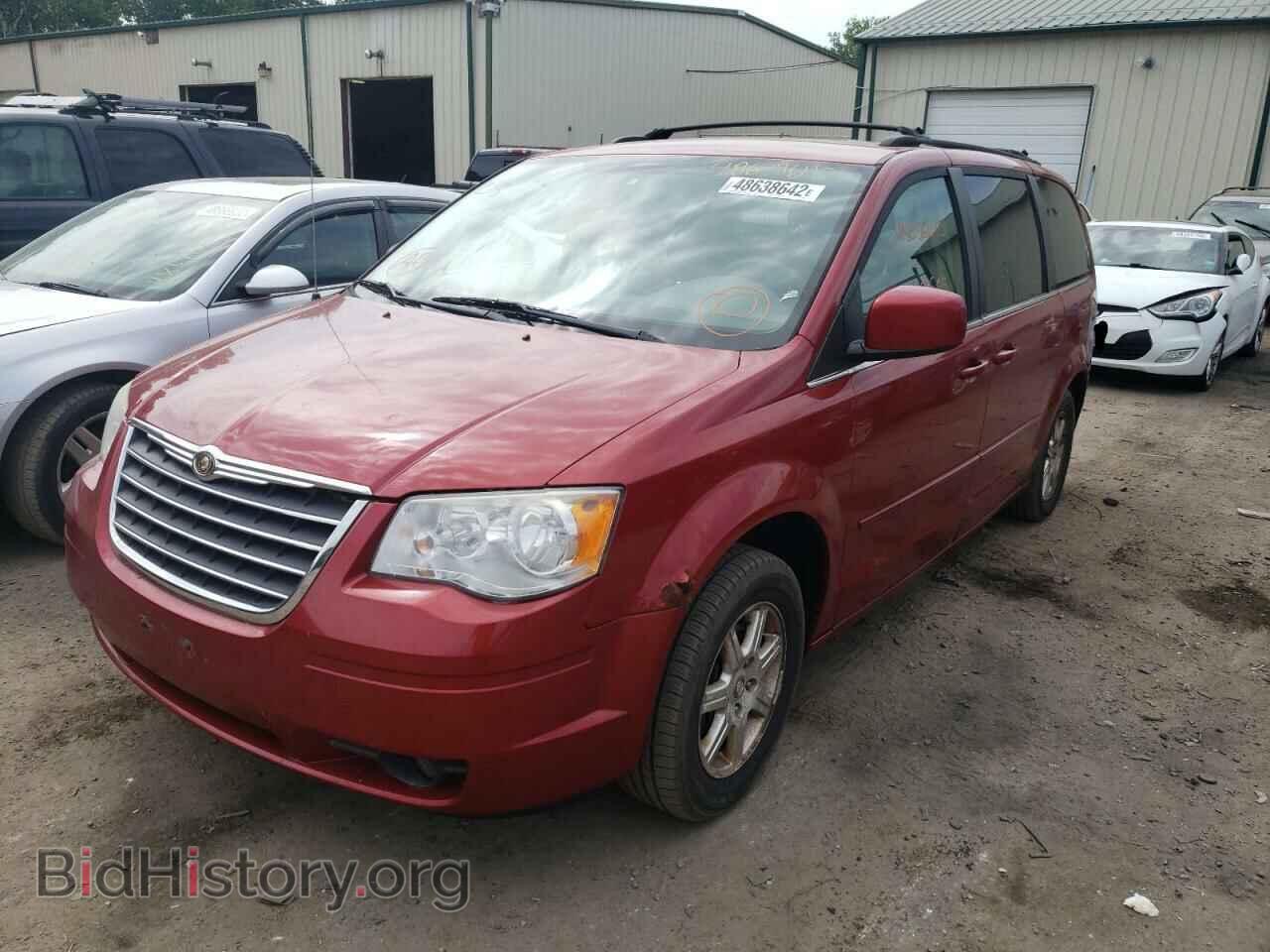 2008 CHRYSLER MINIVAN - VIN: 2A8HR54PX8R610351 - Фото 2