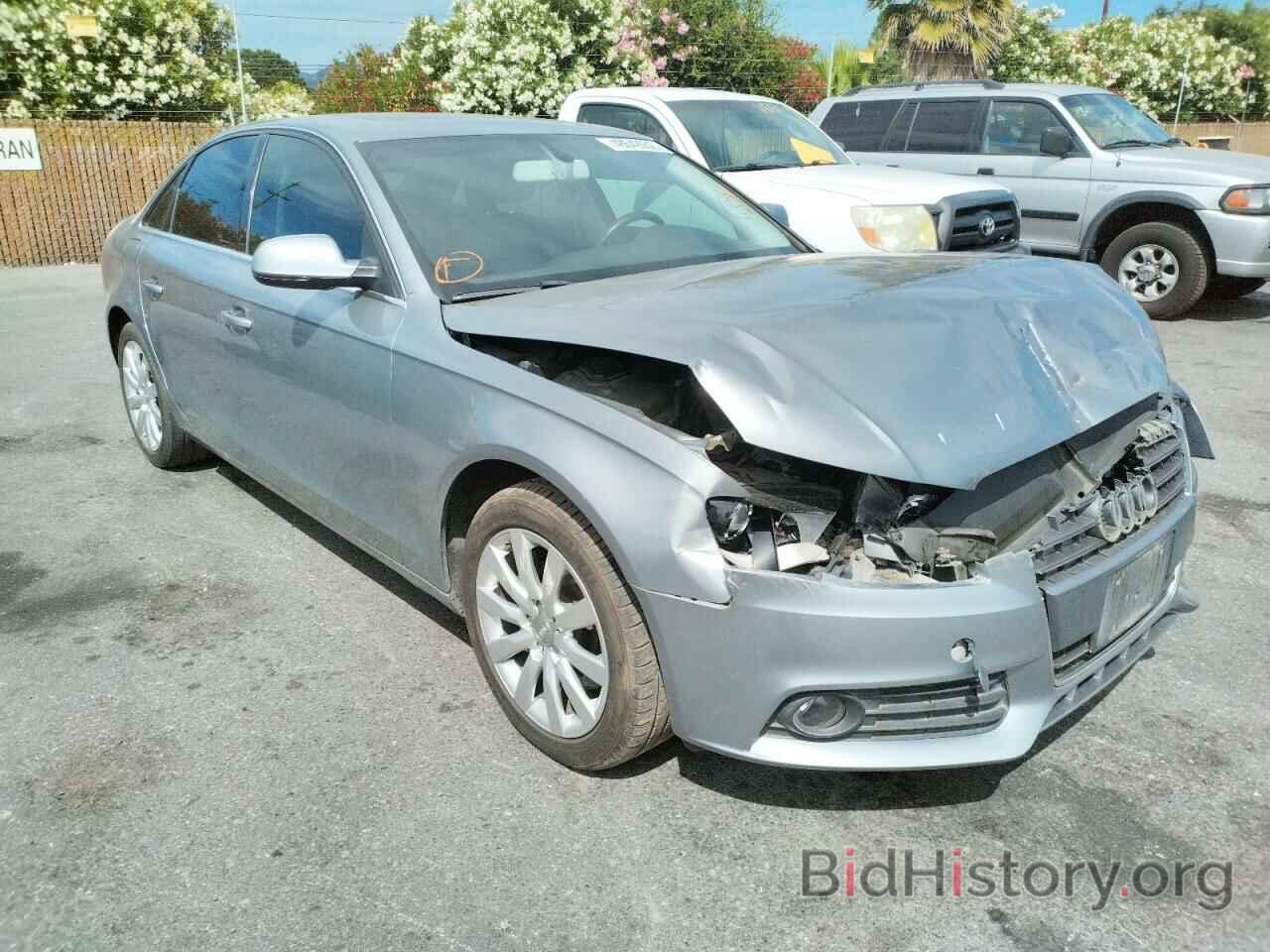 Photo WAUEFAFL9AN030563 - AUDI A4 2010