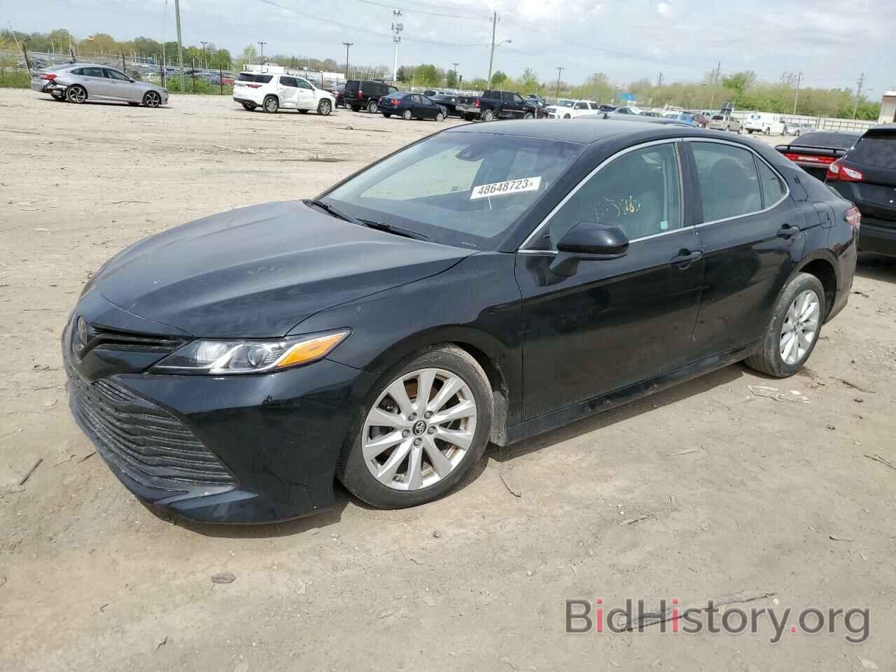 Photo 4T1B11HK6JU548799 - TOYOTA CAMRY 2018