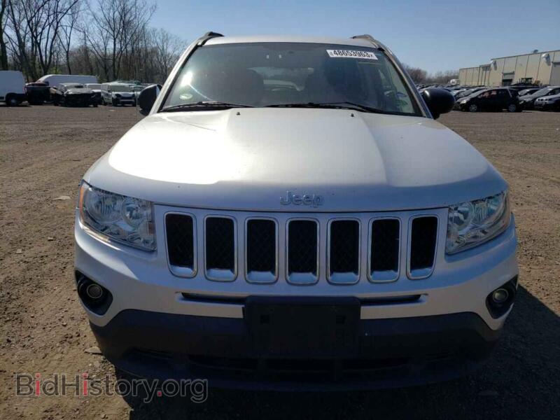 2011 Jeep COMPASS (VIN 1J4NF1FB4BD145423) — photo 5 of 13