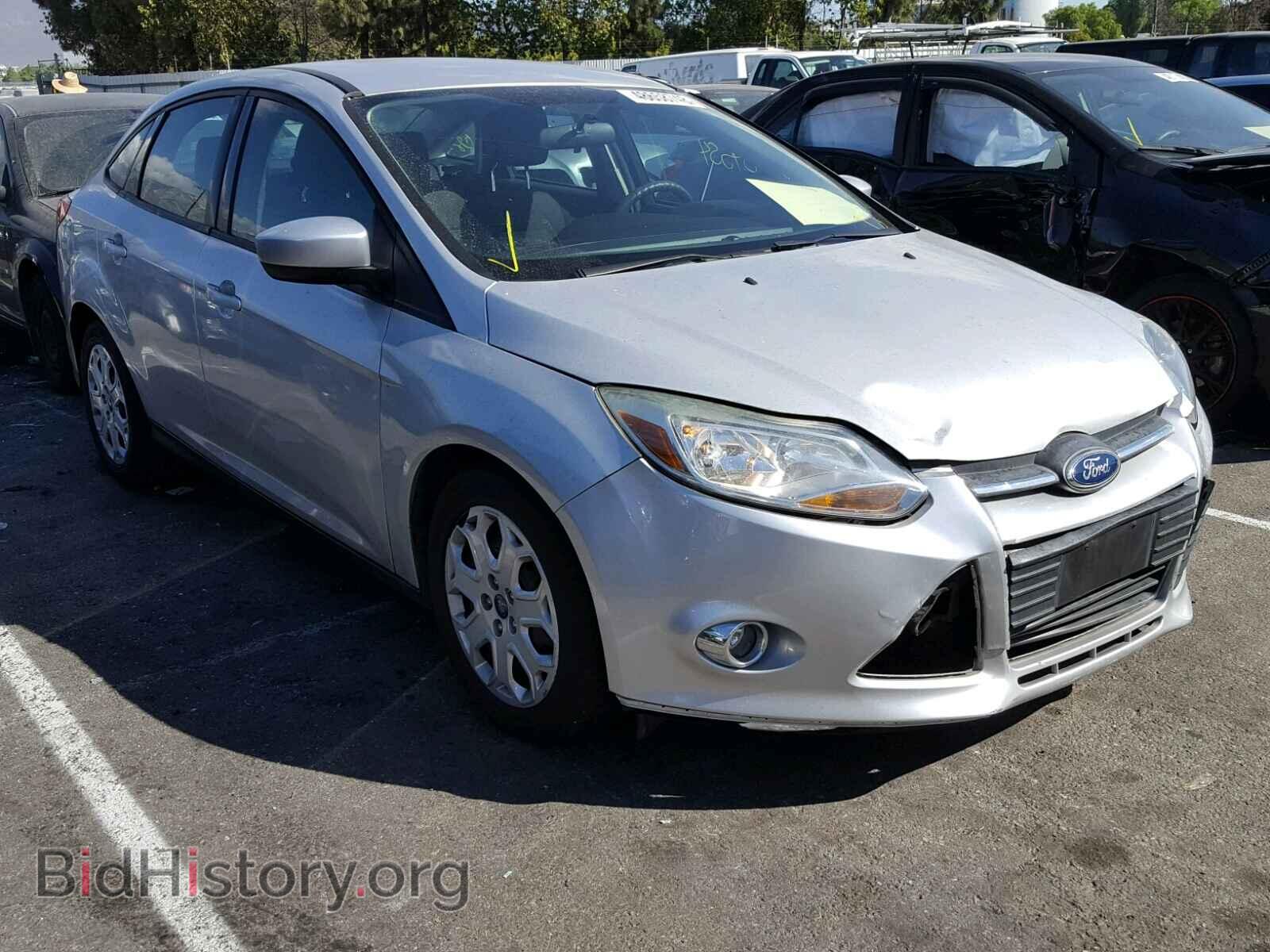 Photo 1FAHP3F25CL202088 - FORD FOCUS 2012