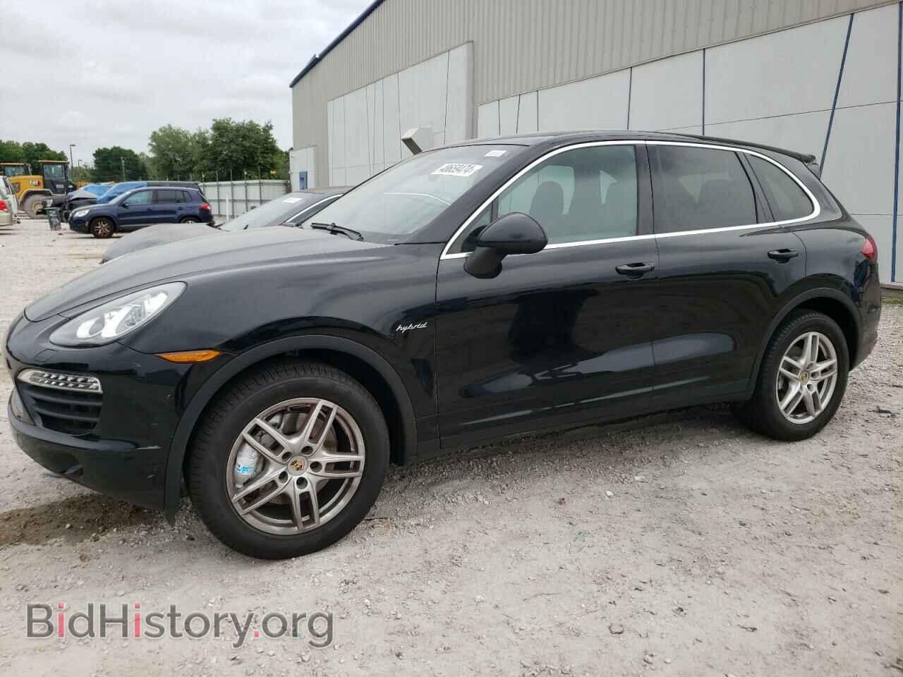 Фотография WP1AE2A21CLA93002 - PORSCHE CAYENNE 2012