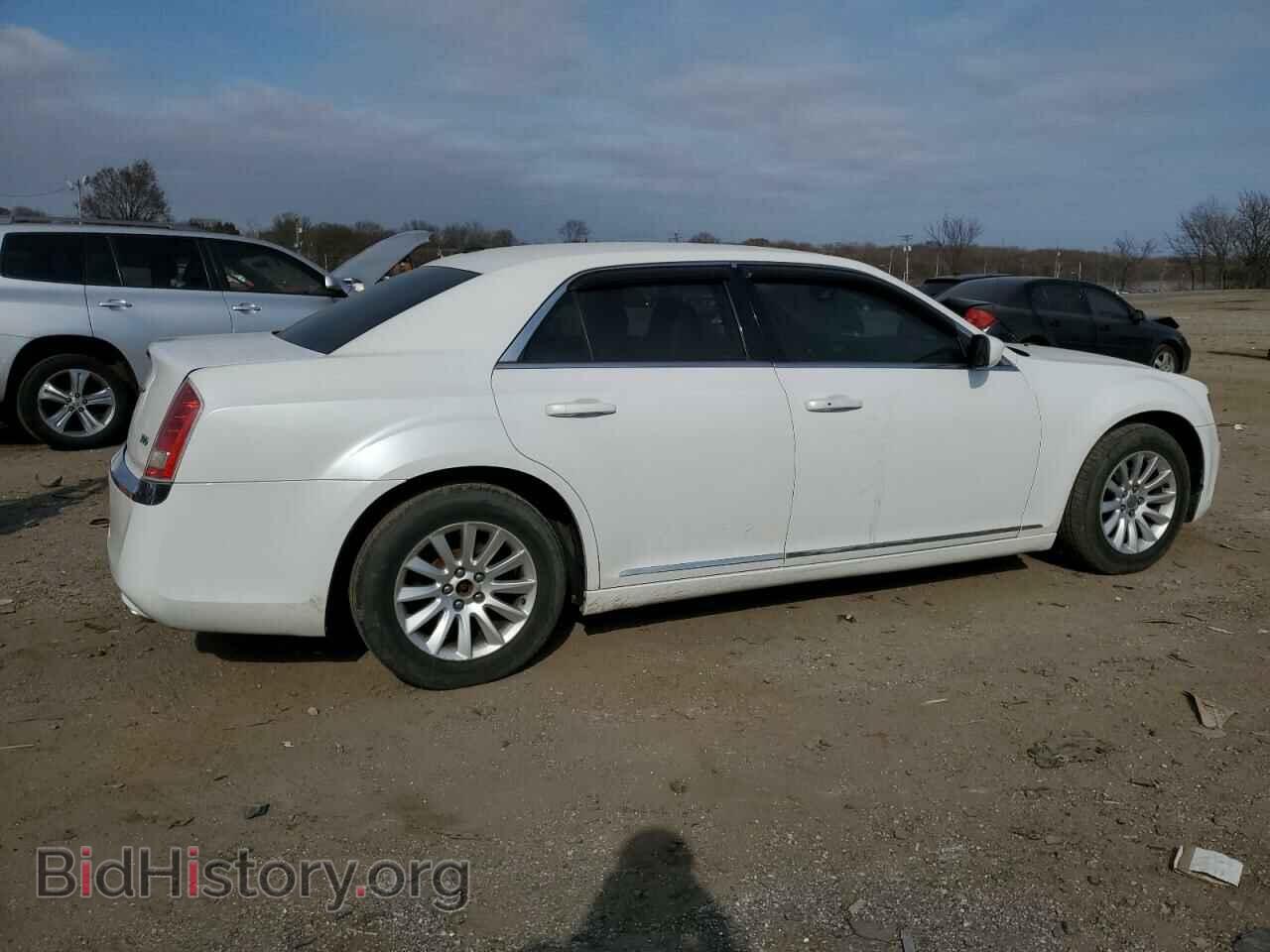 2013 CHRYSLER 300 - VIN: 2C3CCAAG5DH551696 - Фото 3