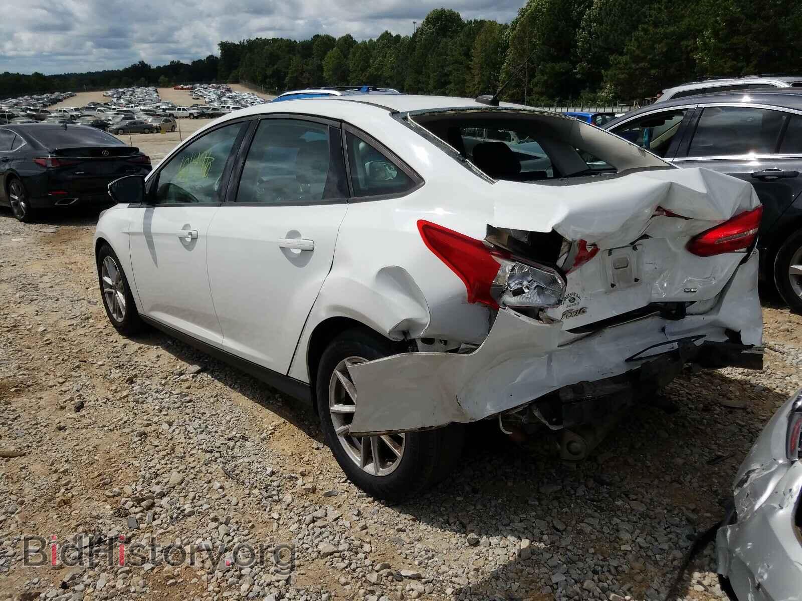 2017 FORD FOCUS - VIN: 1FADP3F2XHL237635 - Фото 3