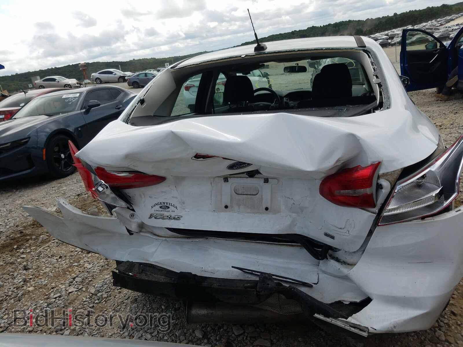 2017 FORD FOCUS - VIN: 1FADP3F2XHL237635 - Фото 9
