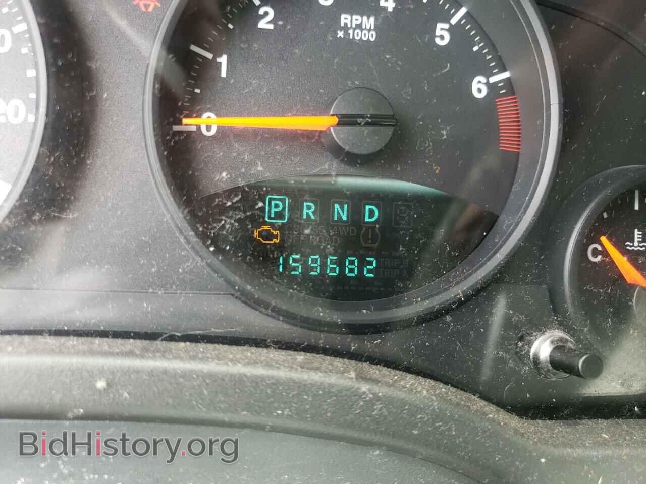 2011 JEEP COMPASS - VIN: 1J4NT1FB1BD215694 - Фото 8