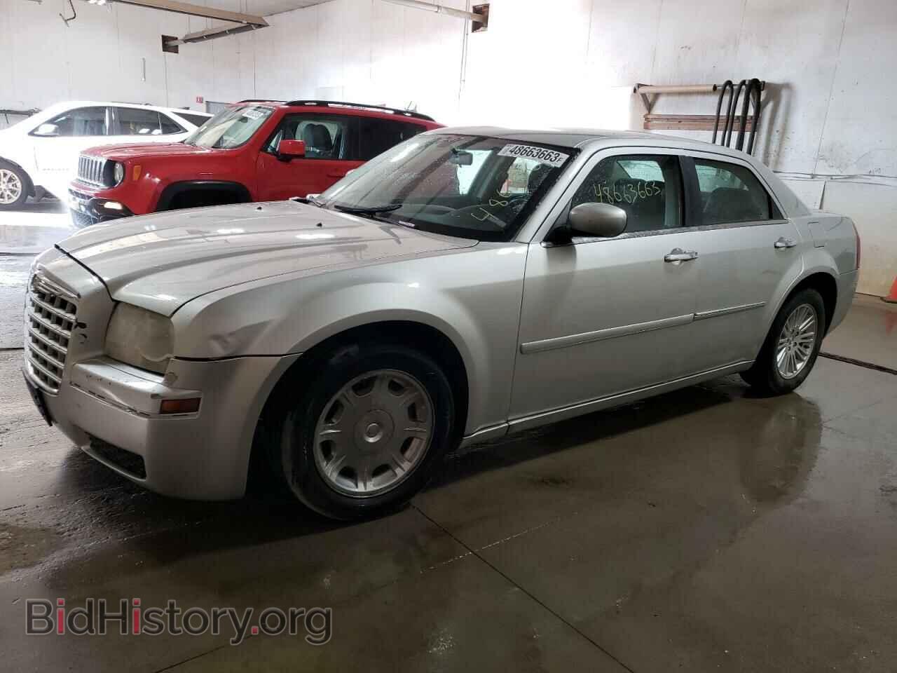 Photo 2C3CA5CV2AH182624 - CHRYSLER 300 2010