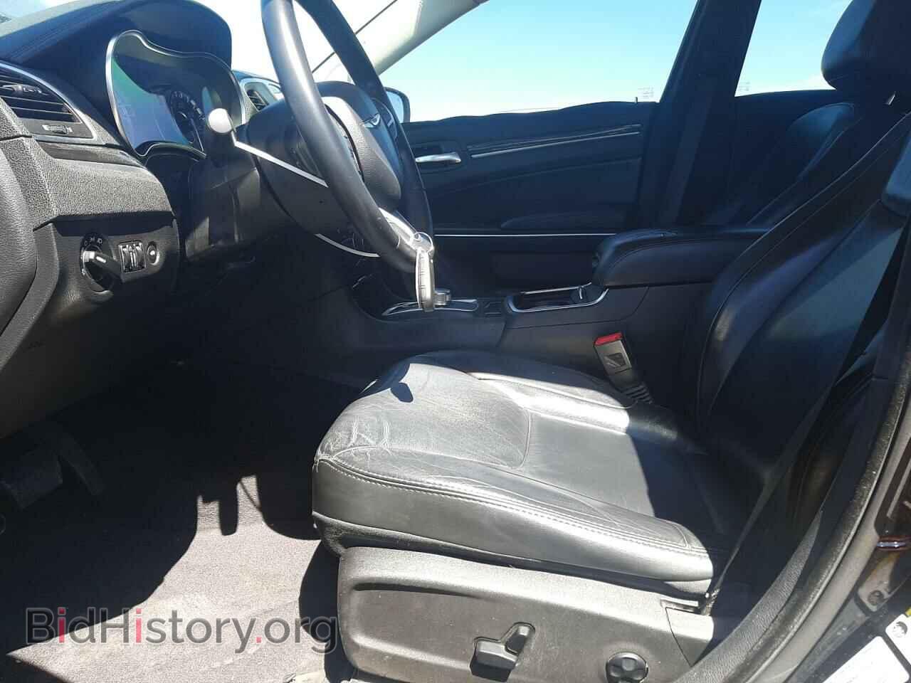 2016 CHRYSLER 300 - VIN: 2C3CCAAG3GH243284 - Фото 7