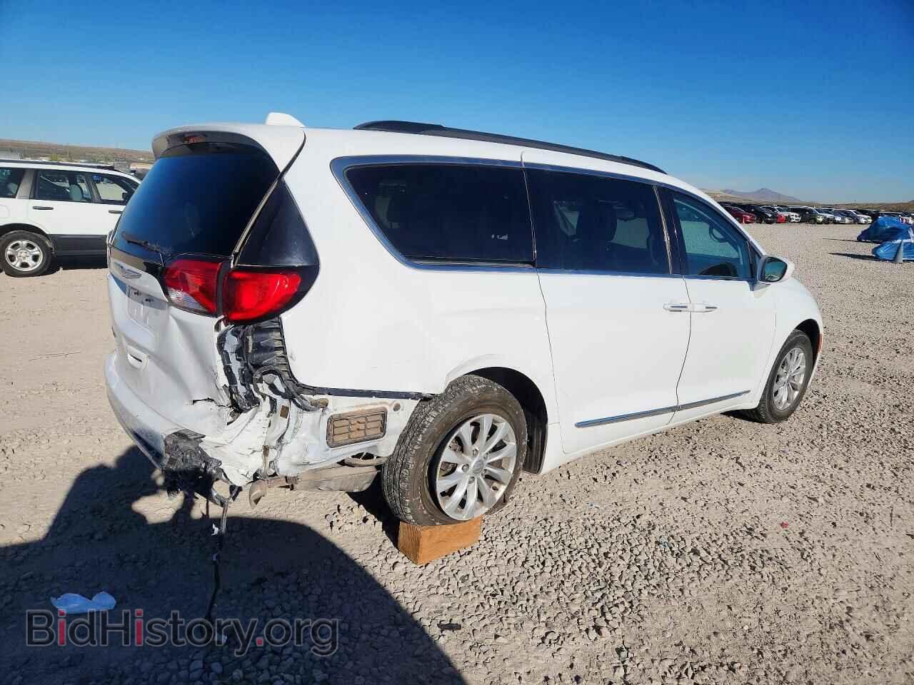 2017 CHRYSLER PACIFICA - VIN: 2C4RC1BG1HR621683 - Photo 3