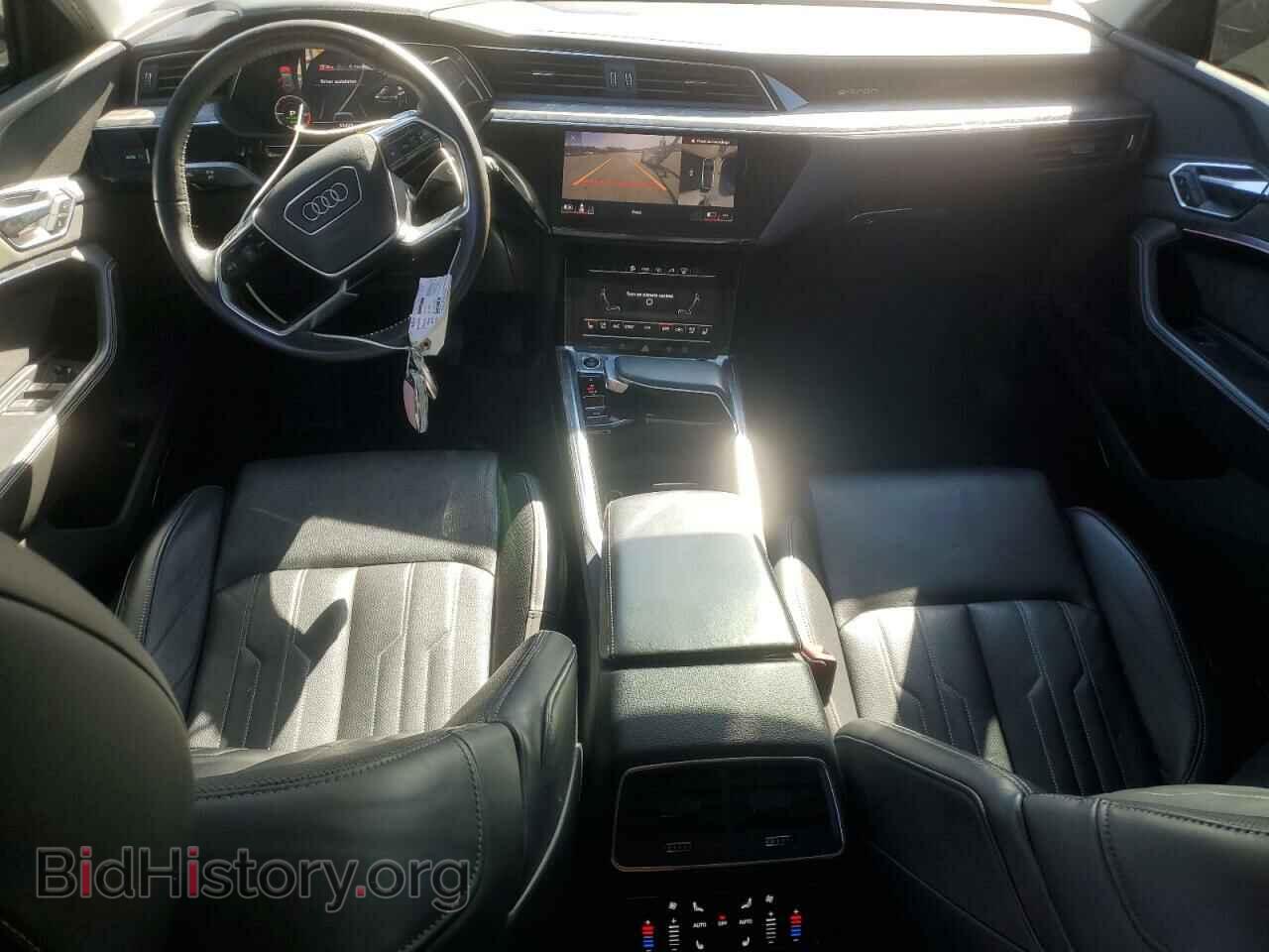 2021 AUDI E-TRON - VIN: WA1VAAGE3MB020015 - Фото 8