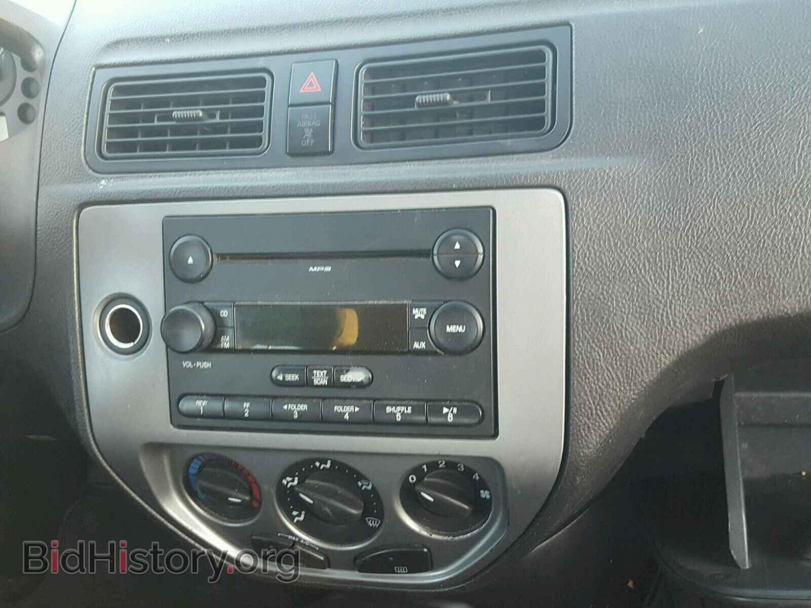2007 FORD FOCUS - VIN: 1FAFP31N77W252570 - Photo 9