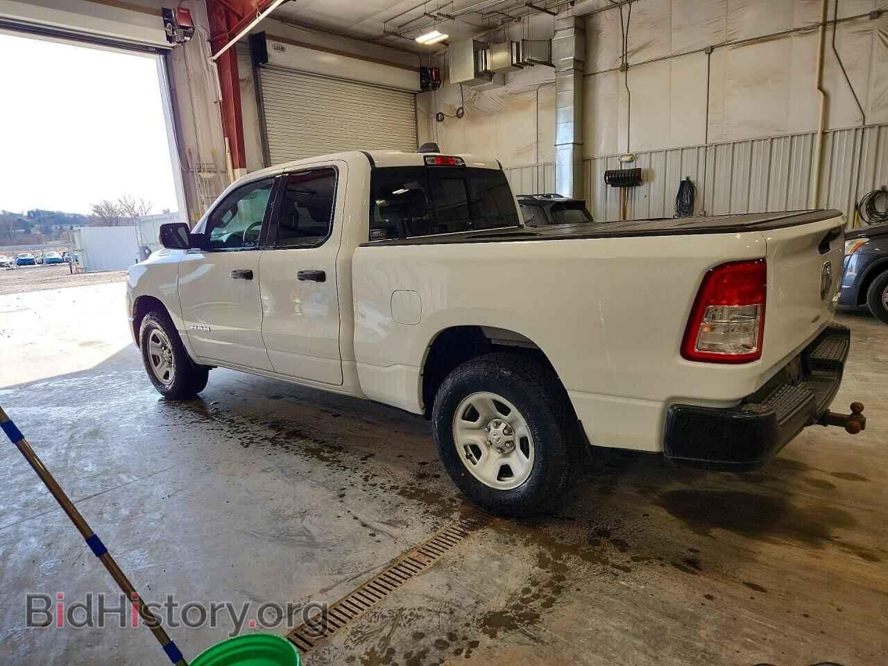 2019 RAM 1500 - VIN: 1C6SRFCT4KN602260 - Фото 2
