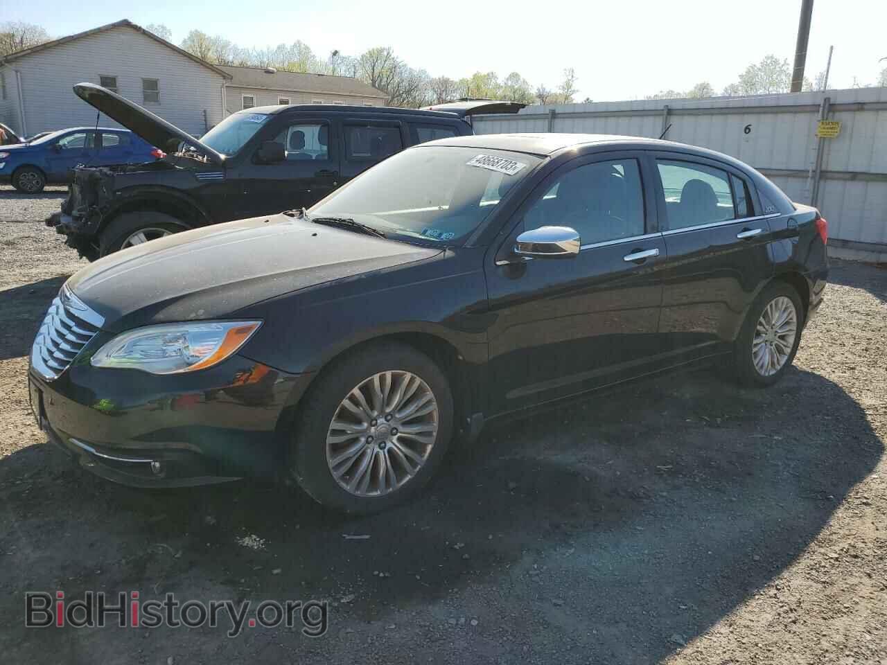 Photo 1C3BC2FG2BN571676 - CHRYSLER 200 2011