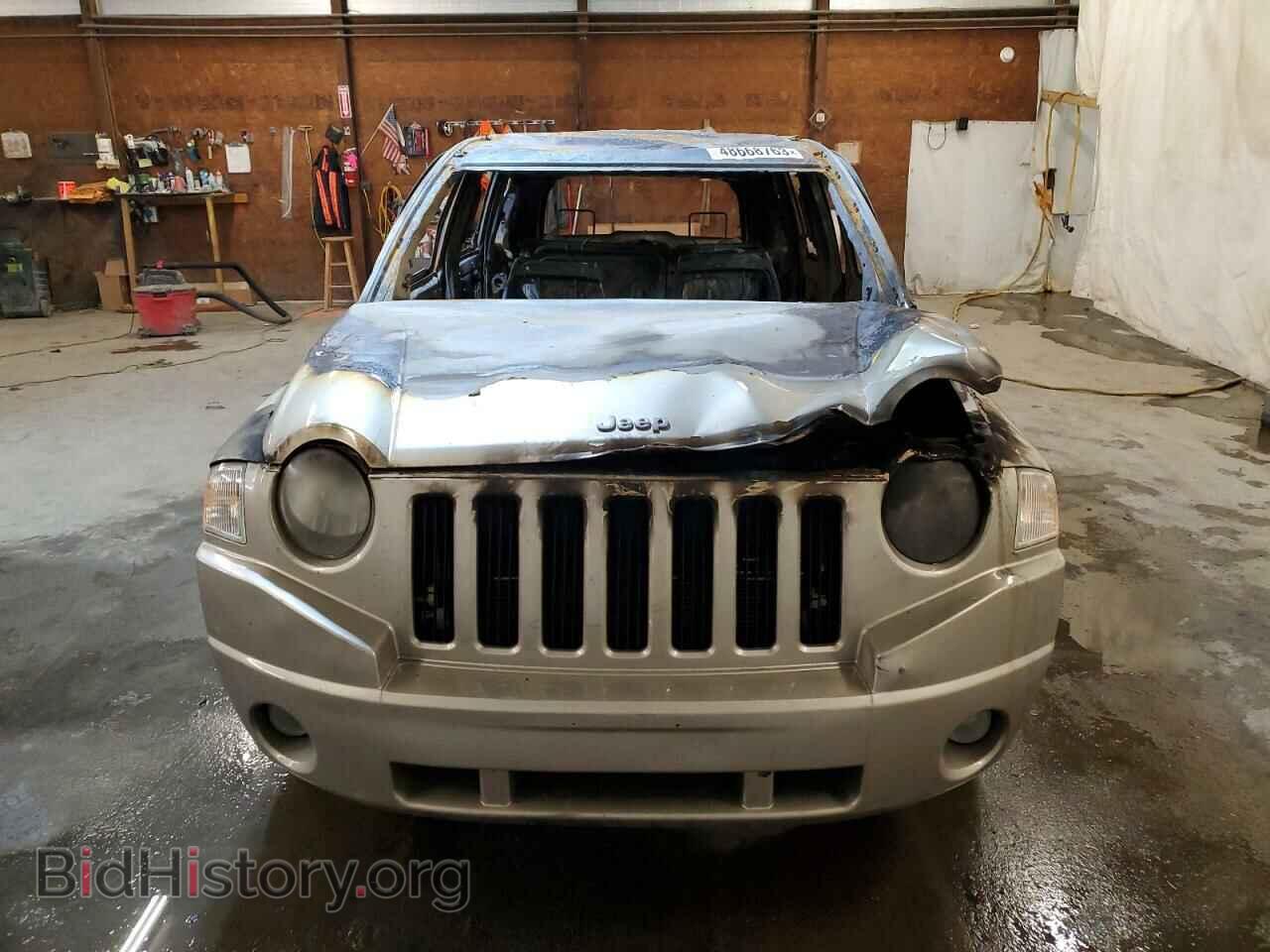 2009 JEEP COMPASS - VIN: 1J4FF47B29D213460 - Photo 5