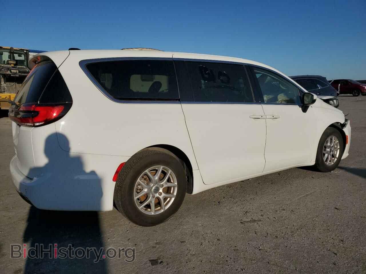 2023 CHRYSLER PACIFICA - VIN: 2C4RC1BG9PR547217 - Фото 3