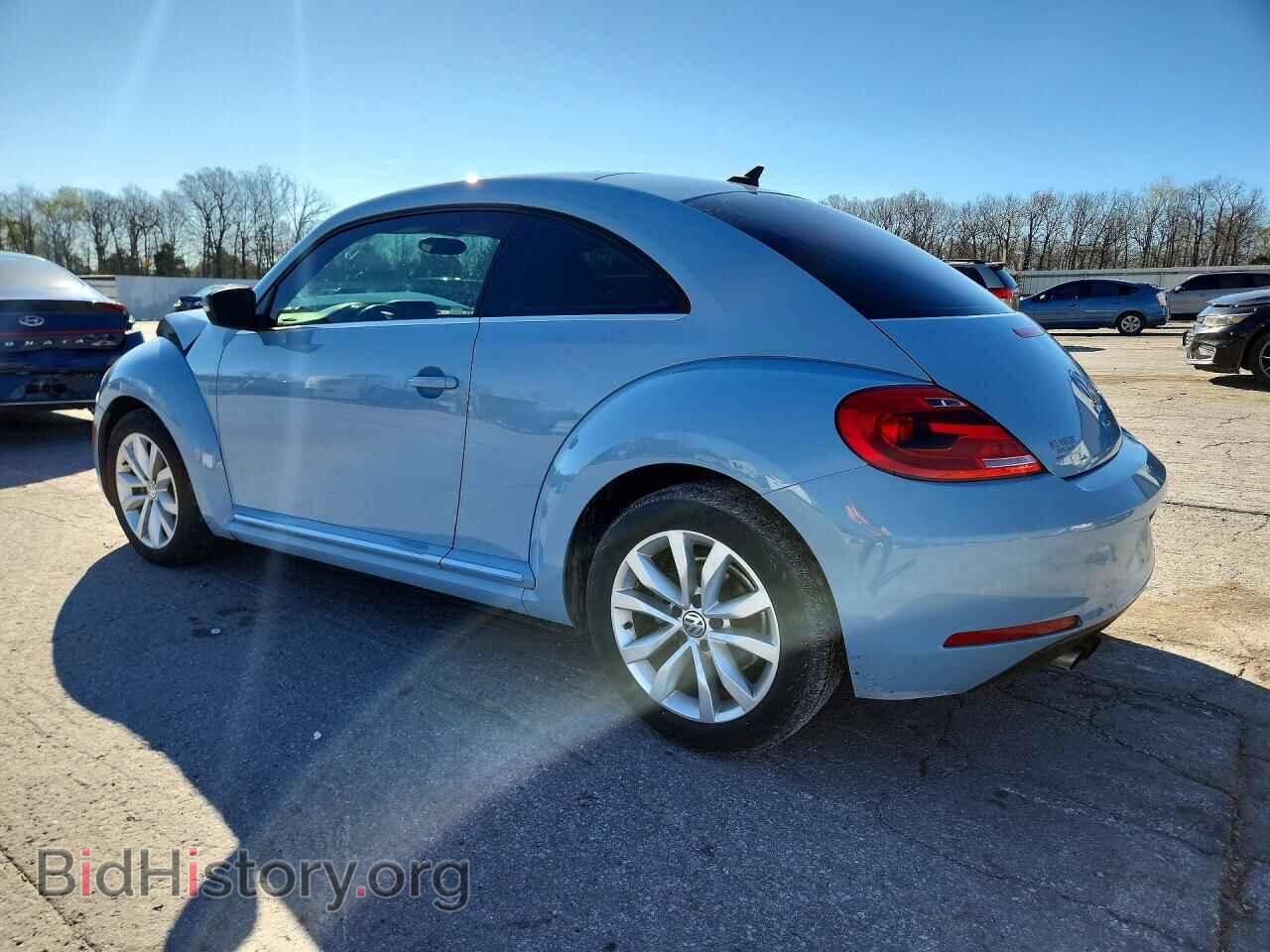 2014 VOLKSWAGEN BEETLE - VIN: 3VWRL7ATXEM655476 - Фото 2