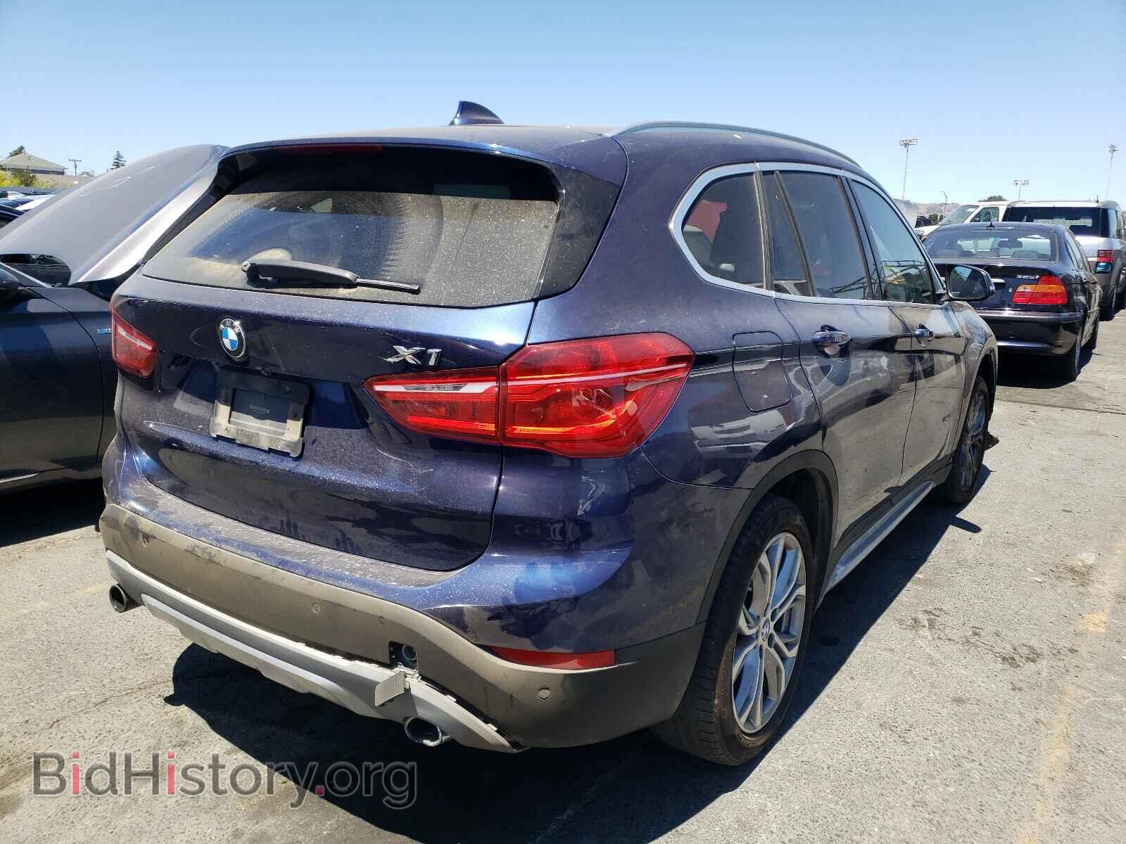 2017 BMW X1 - VIN: WBXHU7C33H5H36764 - Фото 4