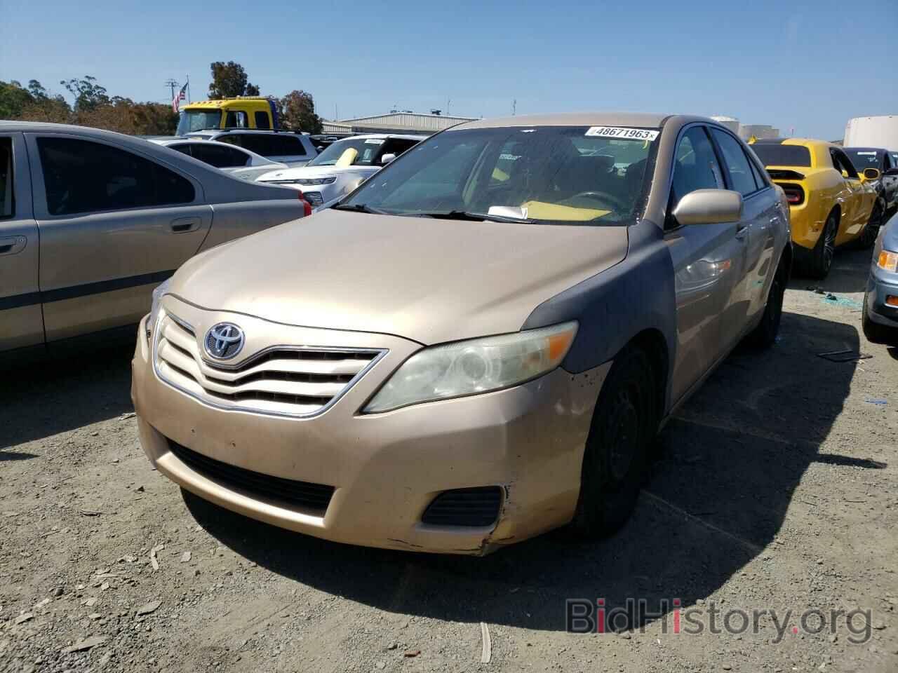 Photo 4T1BF3EK8AU007058 - TOYOTA CAMRY 2010