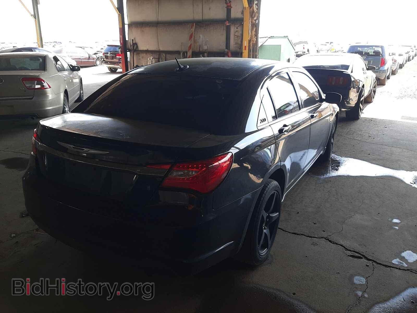 2013 CHRYSLER 200 - VIN: 1C3CCBAB5DN671869 - Photo 4