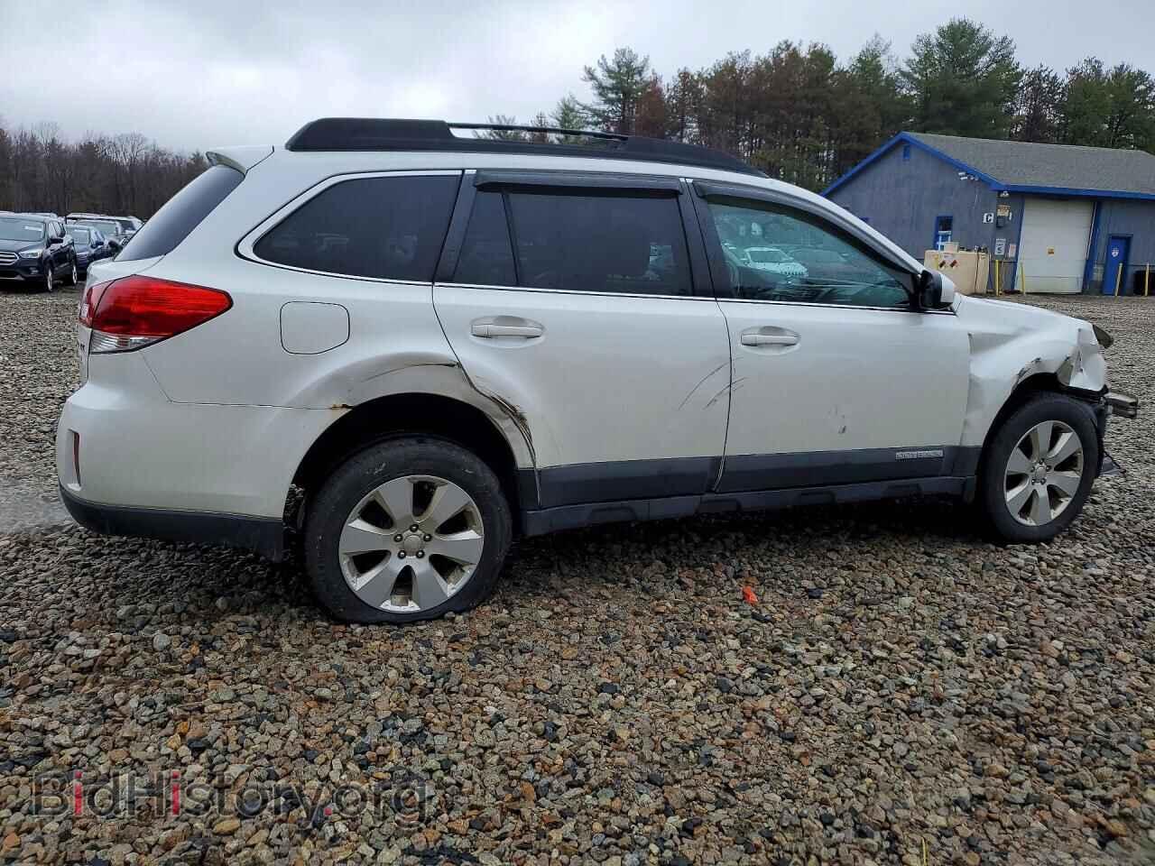 2011 SUBARU OUTBACK - VIN: 4S4BRBCC6B3352884 - Фото 3
