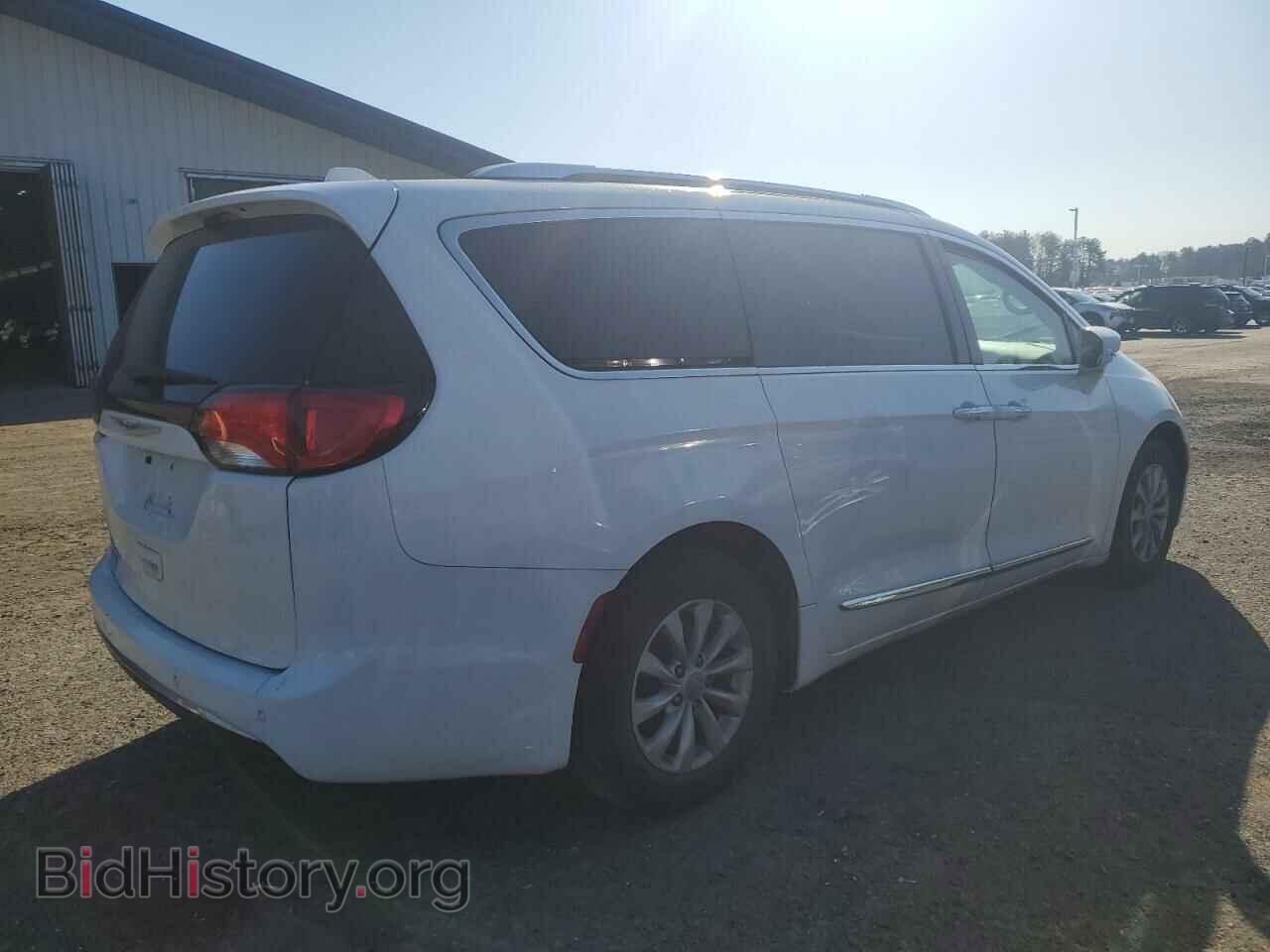 2018 CHRYSLER PACIFICA - VIN: 2C4RC1BG2JR211321 - Photo 3