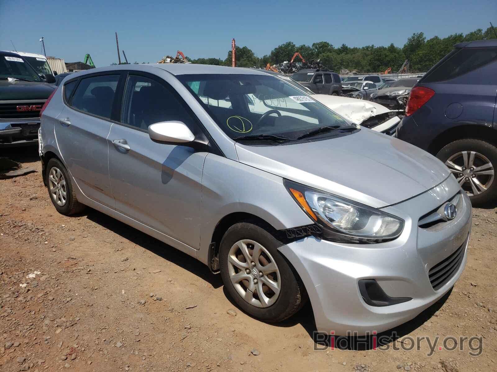 Photo KMHCT5AE3CU044076 - HYUNDAI ACCENT 2012