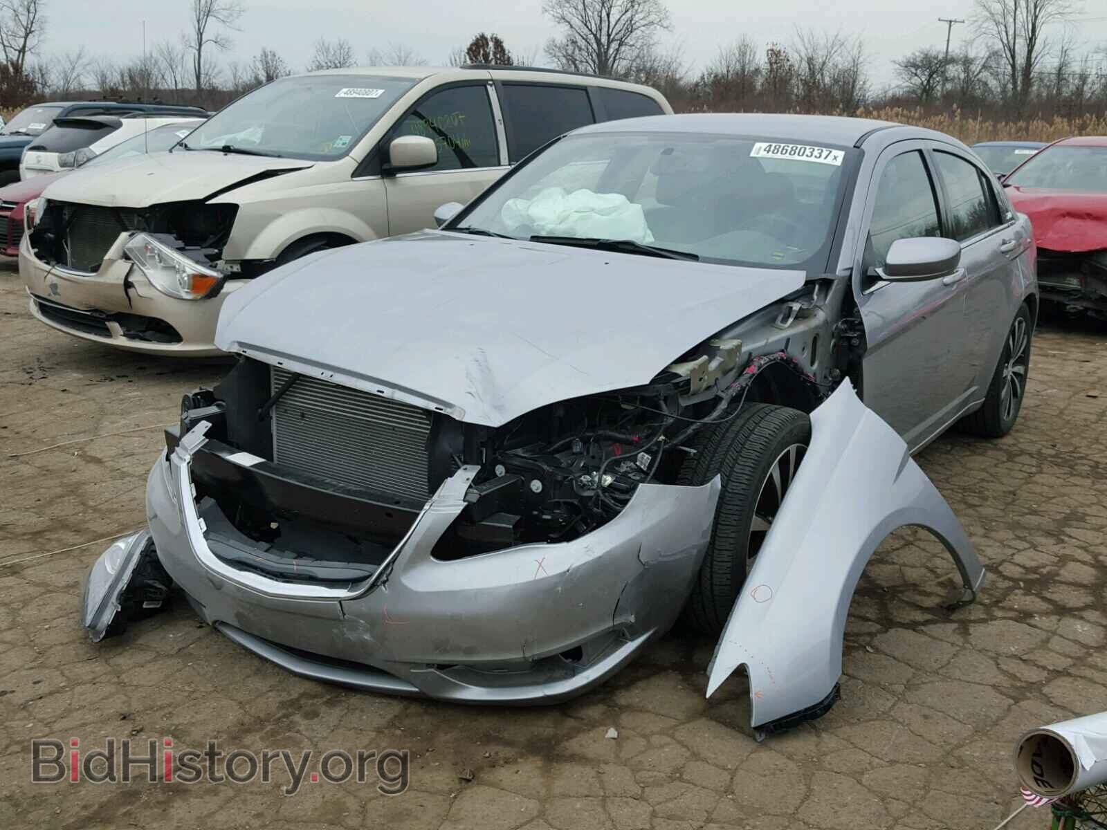 2013 CHRYSLER 200 - VIN: 1C3CCBCG4DN574350 - Photo 2