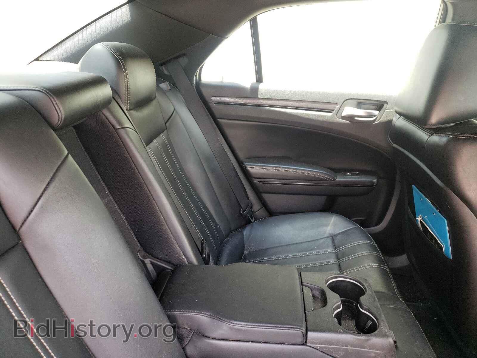 2014 CHRYSLER 300 - VIN: 2C3CCABG3EH263241 - Фото 6