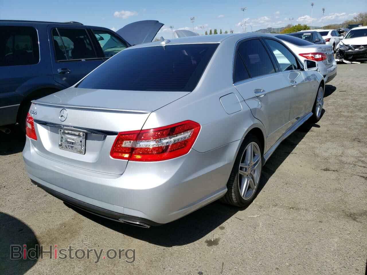 2012 MERCEDES-BENZ E-CLASS - VIN: WDDHF5KB2CA606742 - Фото 3