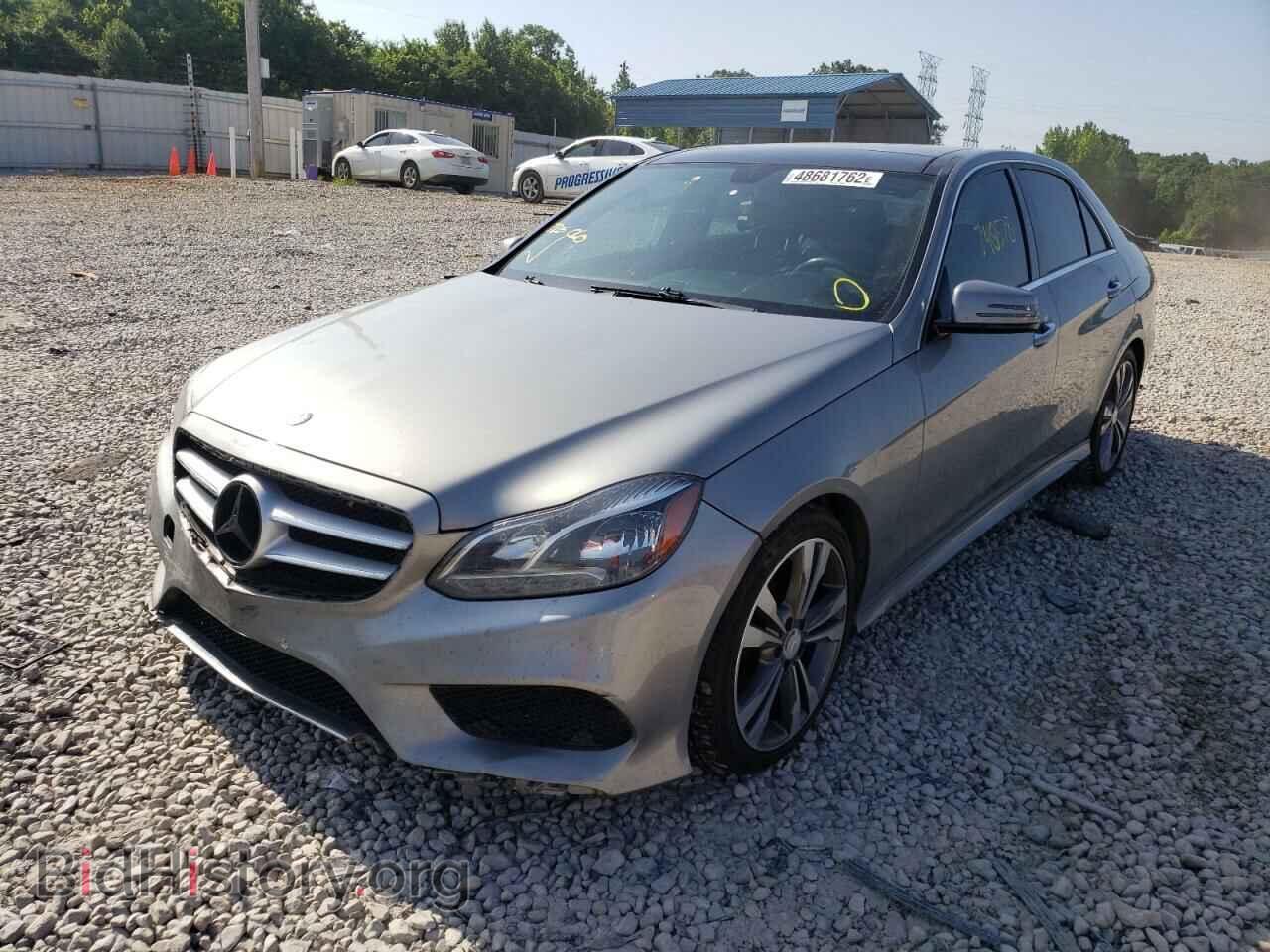 2014 MERCEDES-BENZ E-CLASS - VIN: WDDHF5KB5EA816805 - Фото 2