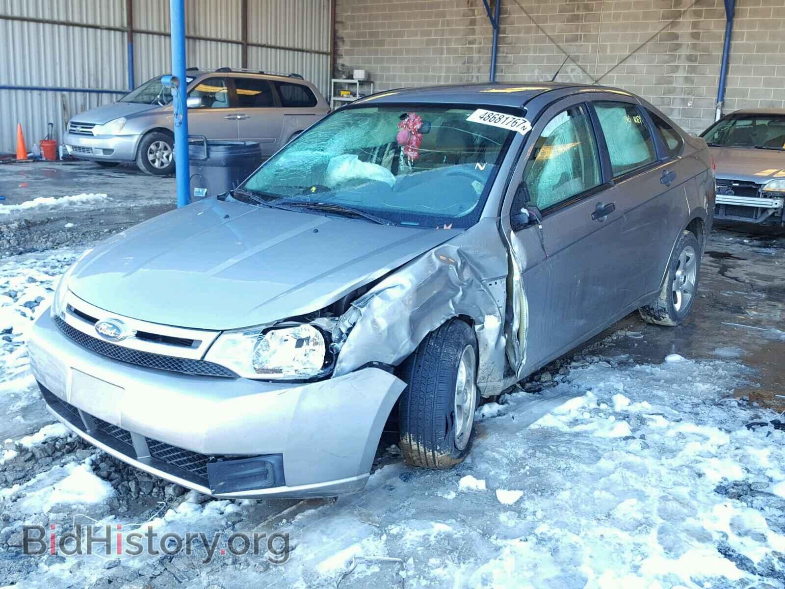 2008 FORD FOCUS - VIN: 1FAHP35N28W295637 - Фото 2