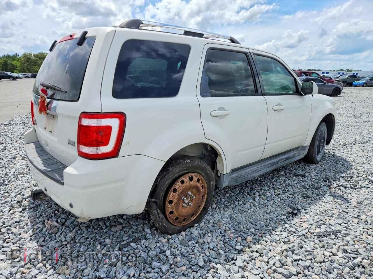 2011 FORD ESCAPE - VIN: 1FMCU0EG3BKA72577 - Фото 3