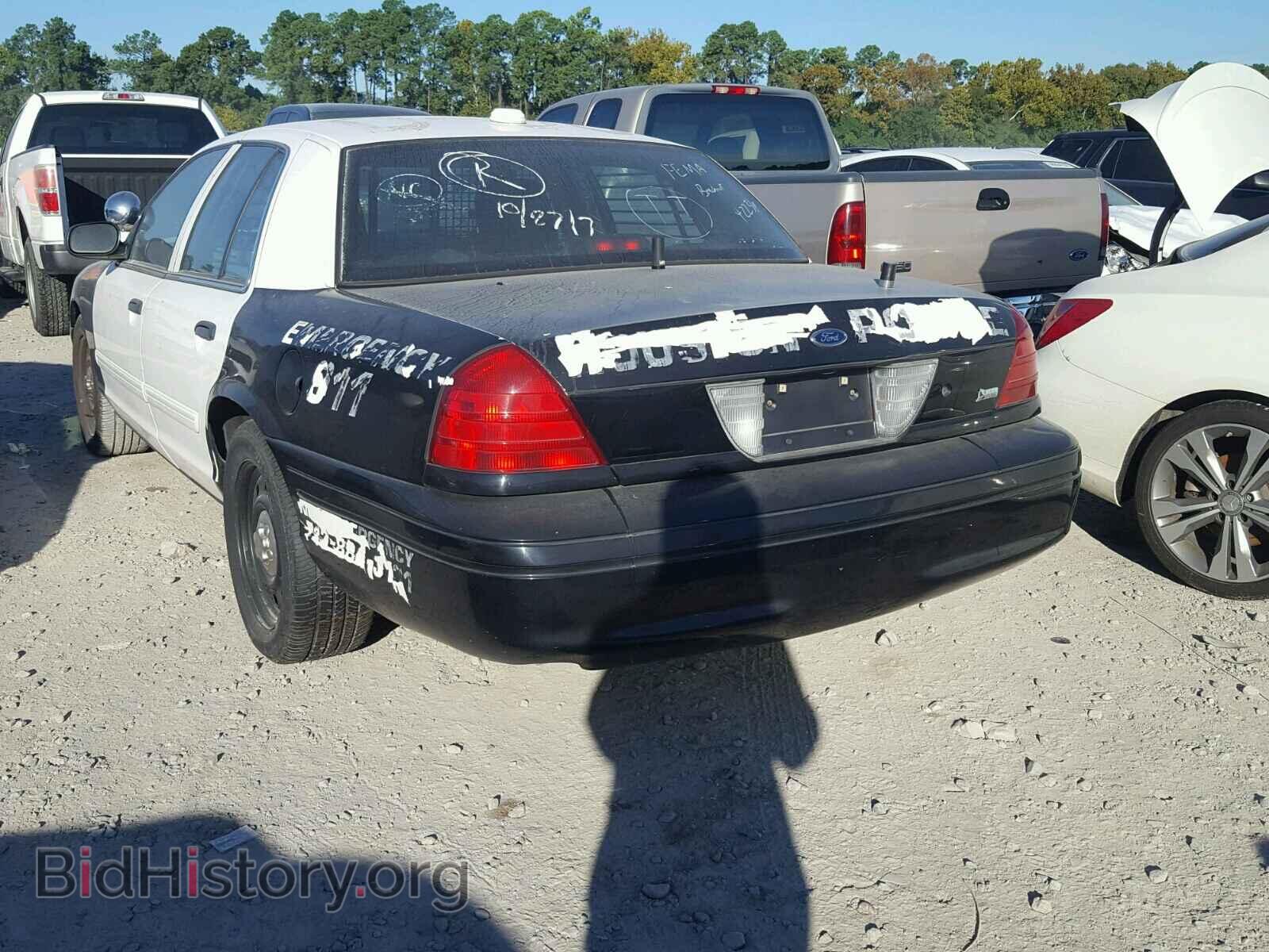 2011 FORD CROWN VIC - VIN: 2FABP7BV6BX175806 - Фото 3