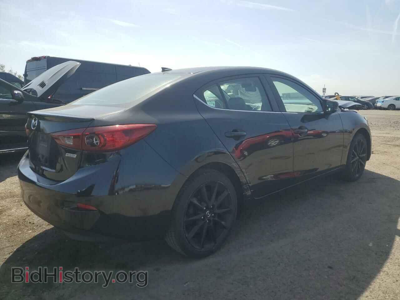2018 MAZDA 3 - VIN: 3MZBN1V30JM161401 - Фото 3