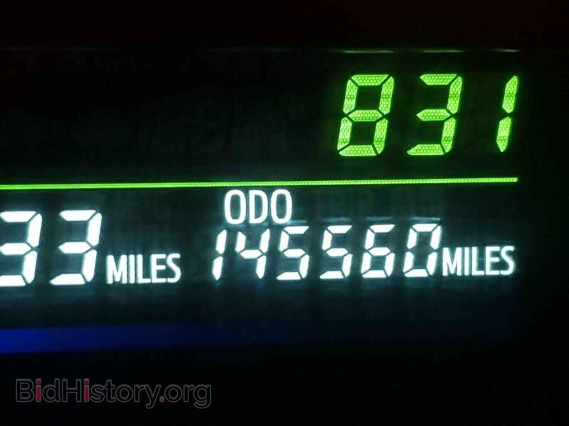 2014 Toyota PRIUS (VIN JTDZN3EU4E3290528) — photo 8 of 10