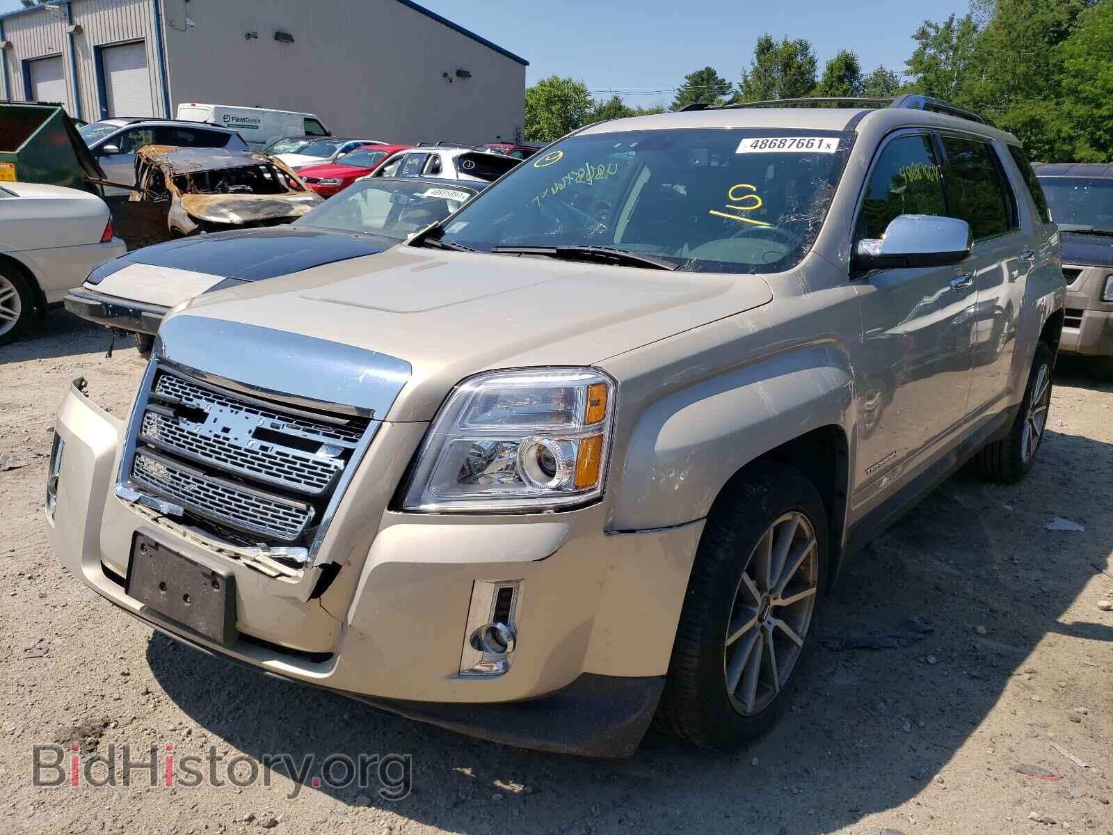 2011 GMC TERRAIN - VIN: 2CTFLXE54B6243100 - Photo 2