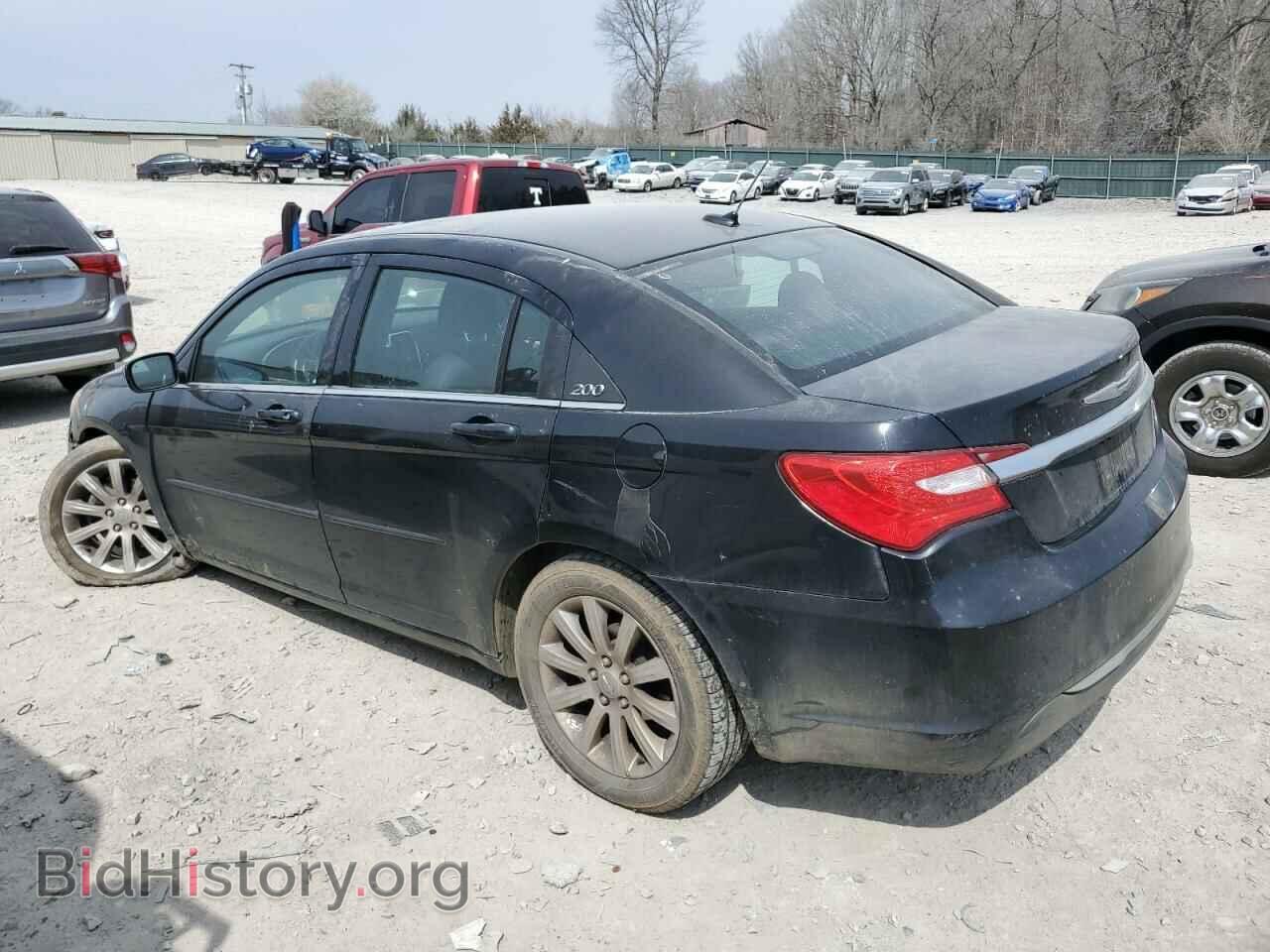 2013 CHRYSLER 200 - VIN: 1C3CCBBB9DN557923 - Фото 2