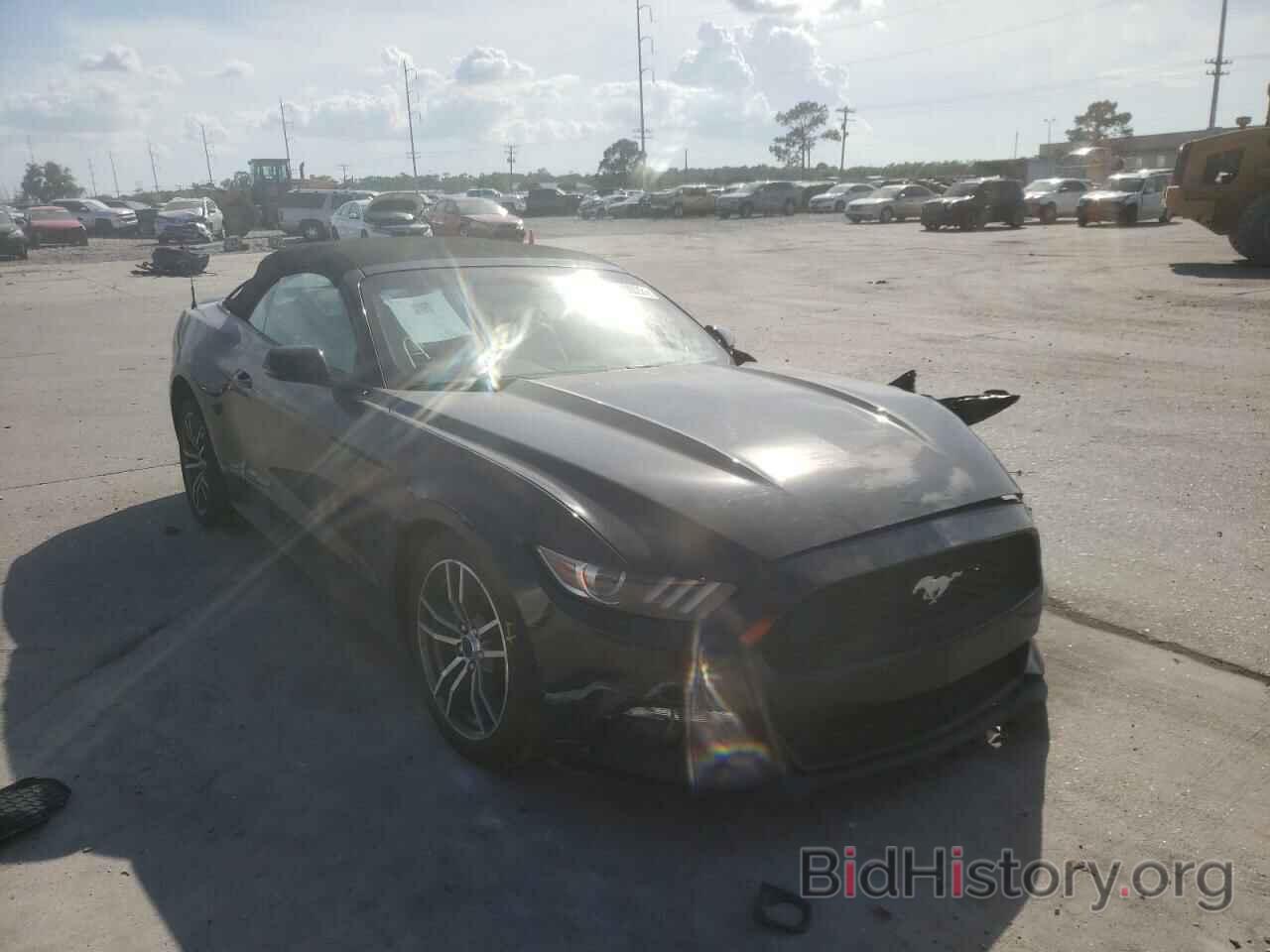 Photo 1FATP8UH4G5238380 - FORD MUSTANG 2016