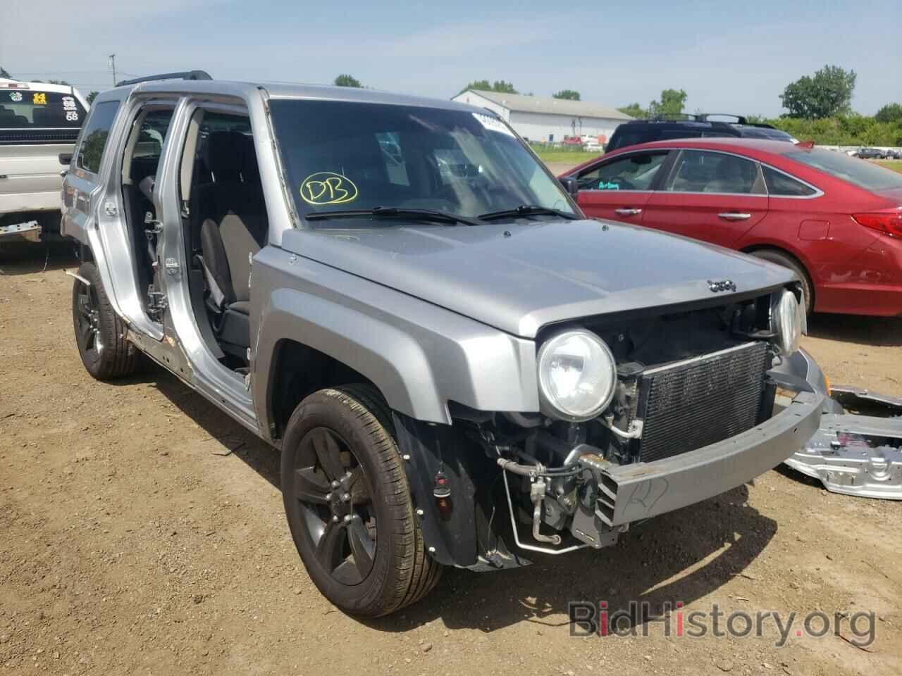 Фотография 1C4NJRBBXFD303973 - JEEP PATRIOT 2015