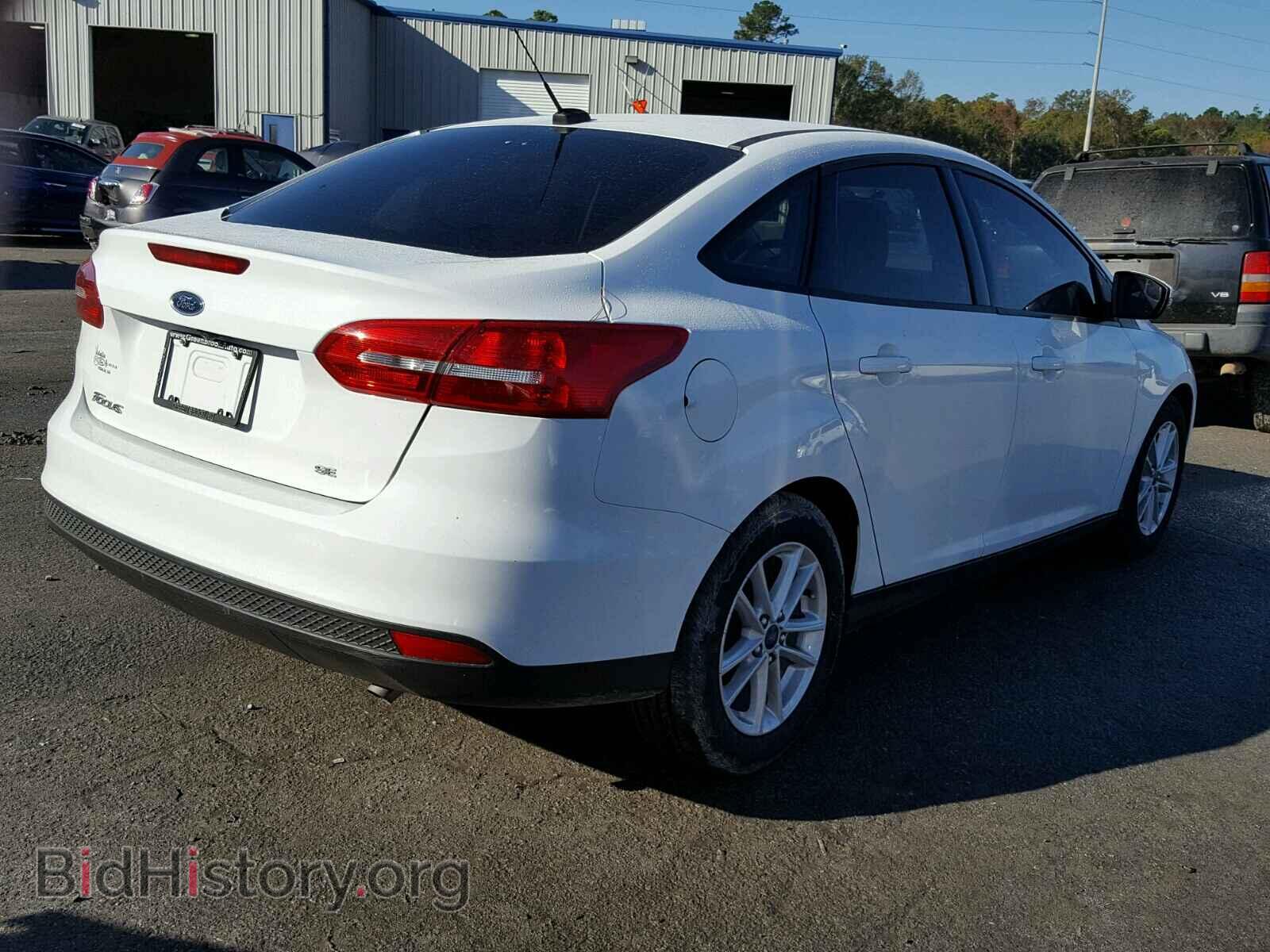 2017 FORD FOCUS - VIN: 1FADP3F23HL302115 - Photo 4