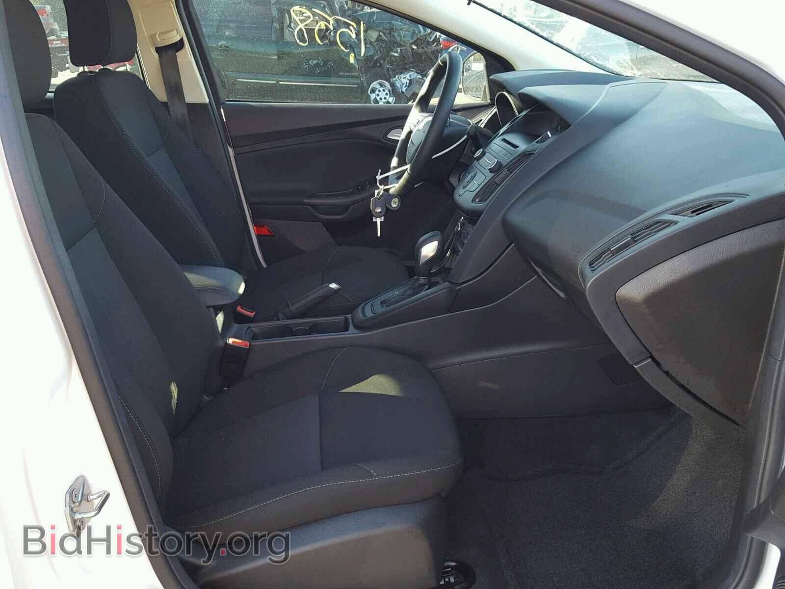 2017 FORD FOCUS - VIN: 1FADP3F23HL302115 - Photo 5