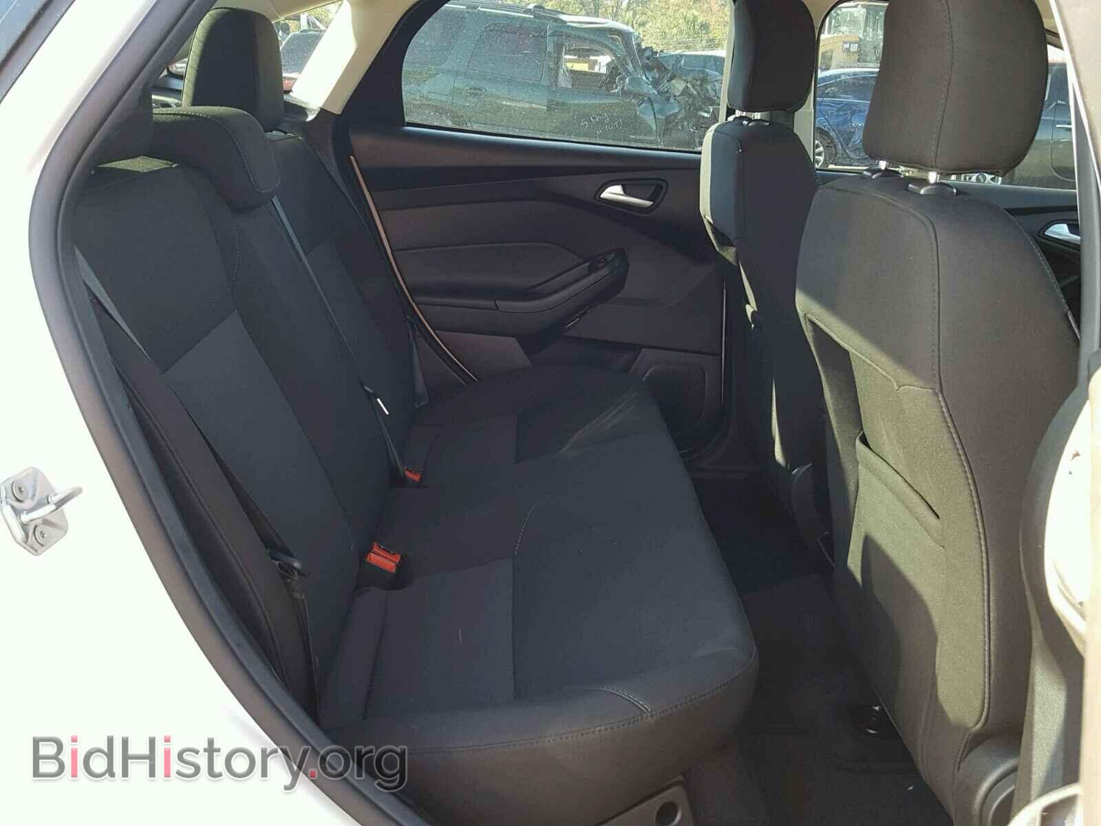 2017 FORD FOCUS - VIN: 1FADP3F23HL302115 - Photo 6