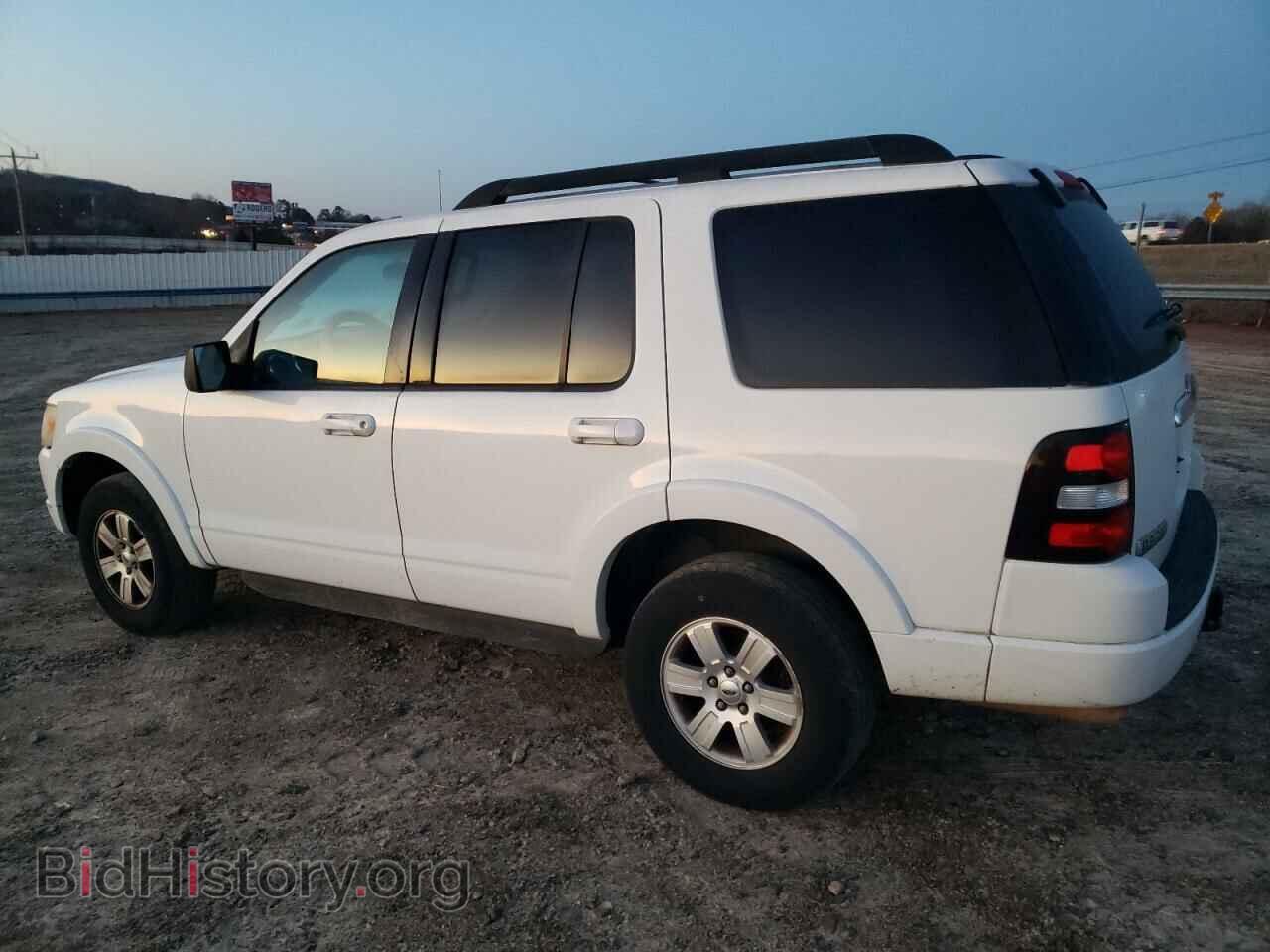 2010 FORD EXPLORER - VIN: 1FMEU7DEXAUA73021 - Фото 2