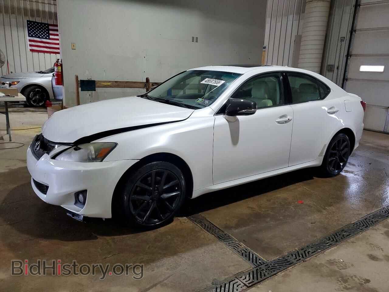 Photo JTHCF5C29B5046730 - LEXUS IS 2011