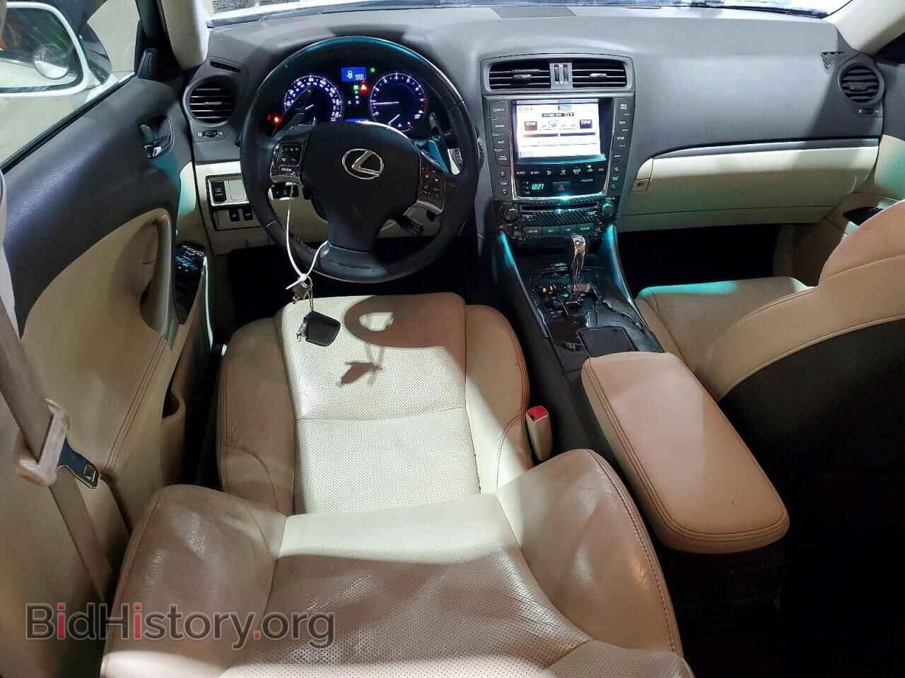 2011 LEXUS IS - VIN: JTHCF5C29B5046730 - Photo 8