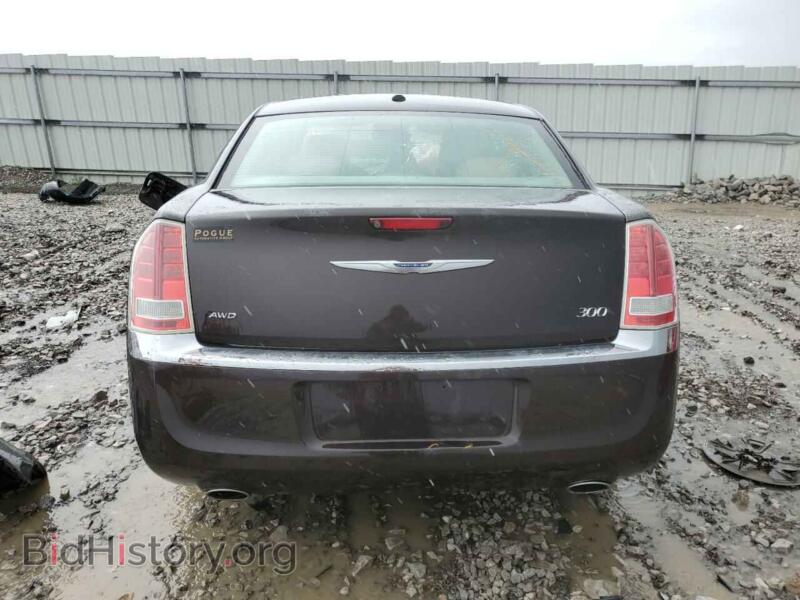 2013 Chrysler 300 (VIN 2C3CCARG5DH710141) — photo 6 of 12