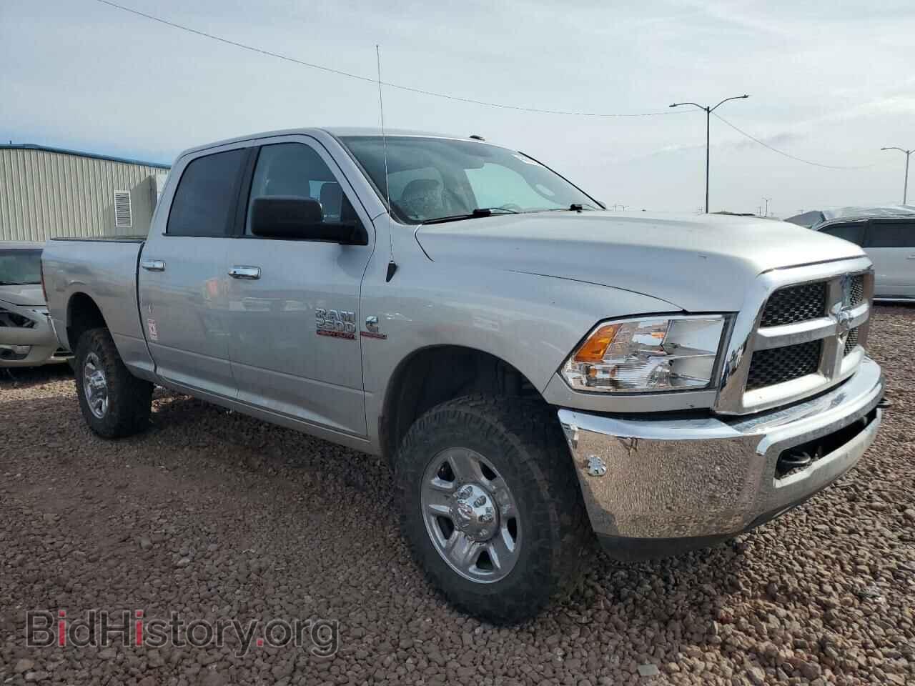 2017 RAM All Models - VIN: 3C6UR5DL9HG620367 - Фото 4