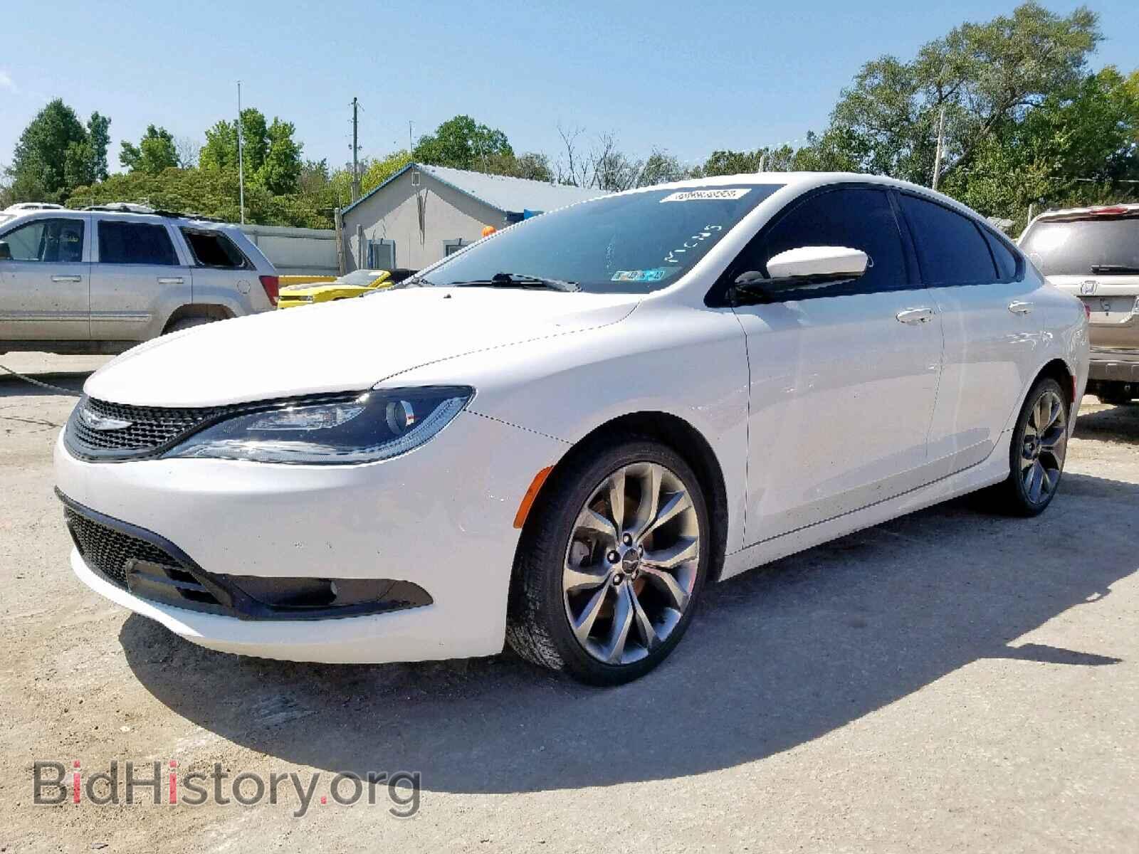 2016 CHRYSLER 200 - VIN: 1C3CCCBB5GN112203 - Фото 2